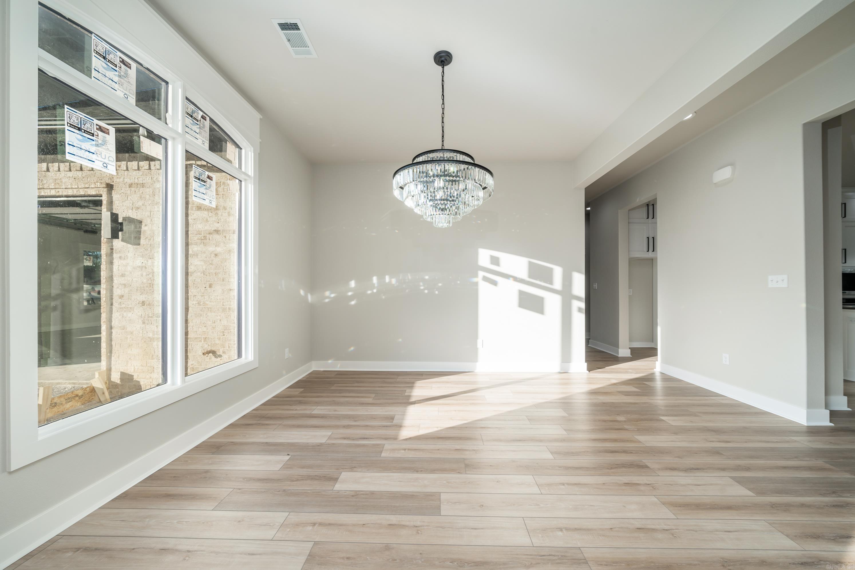 ARLINGTON PARK - Residential