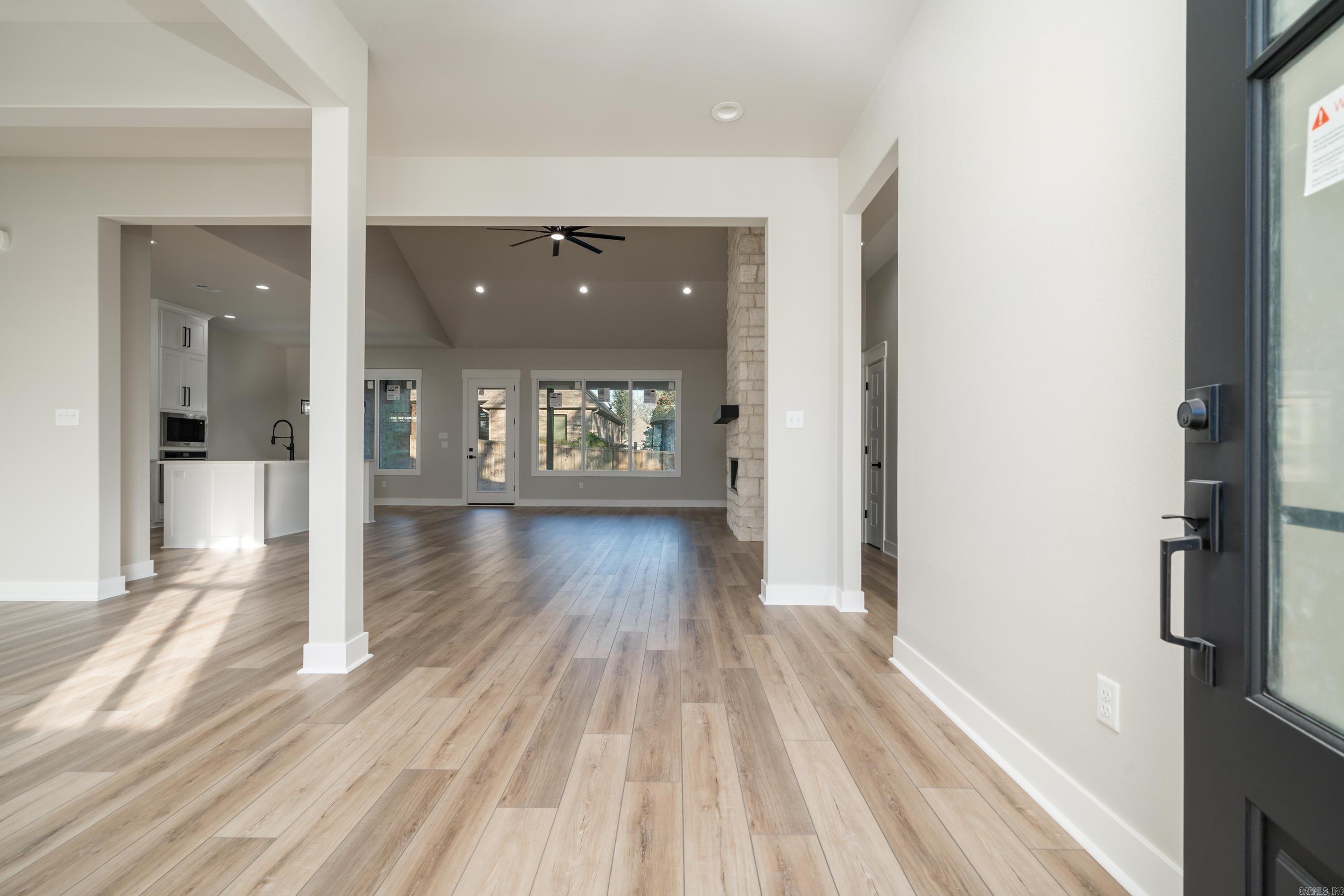 ARLINGTON PARK - Residential