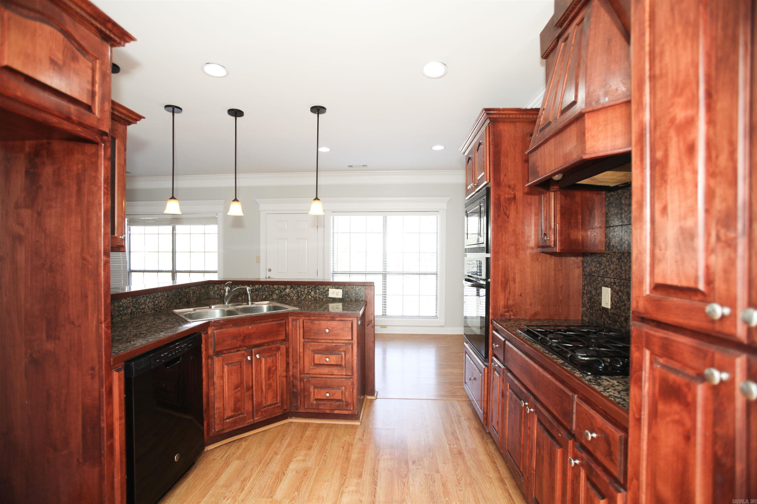 Club Cove - Residential Lease