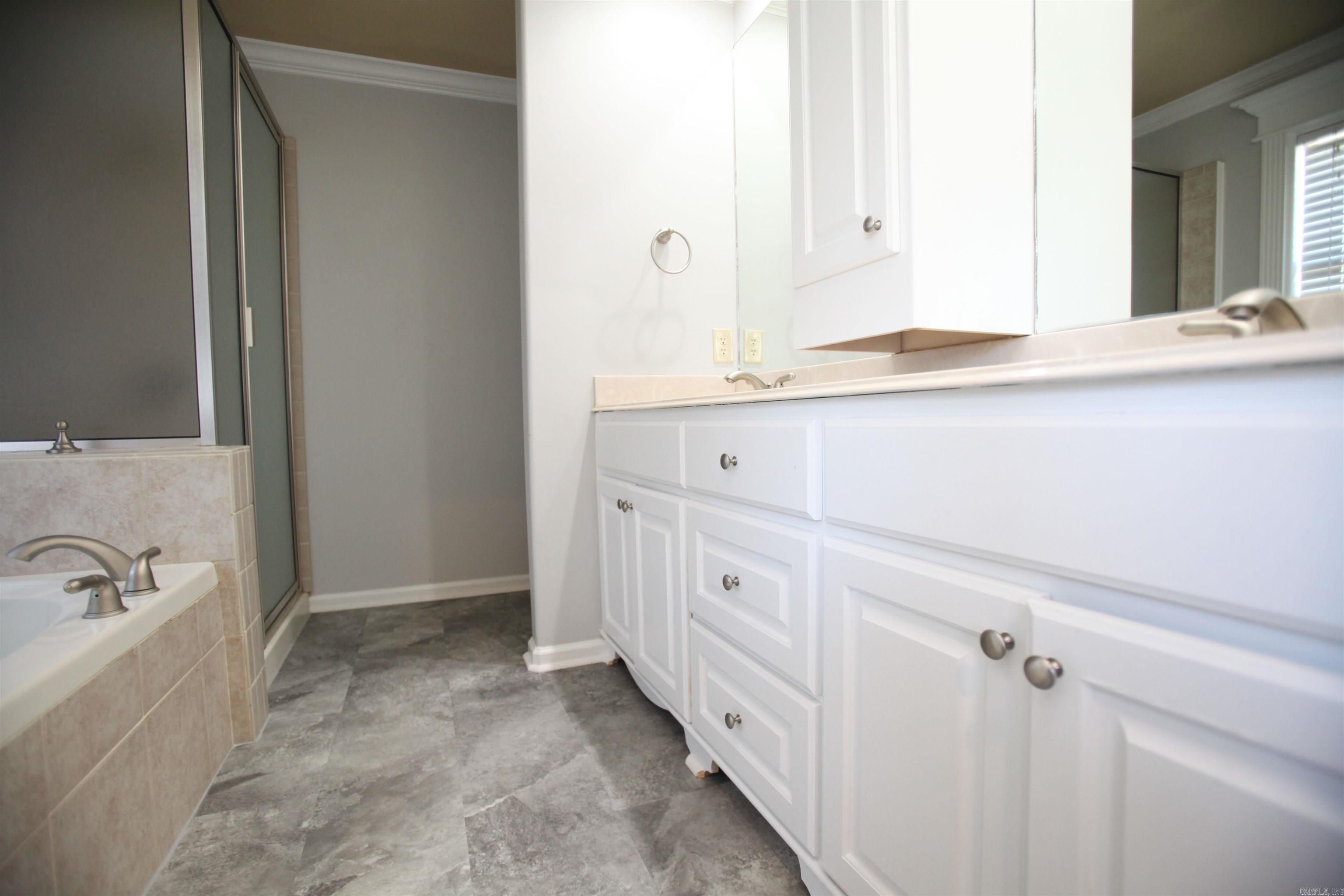 Club Cove - Residential Lease