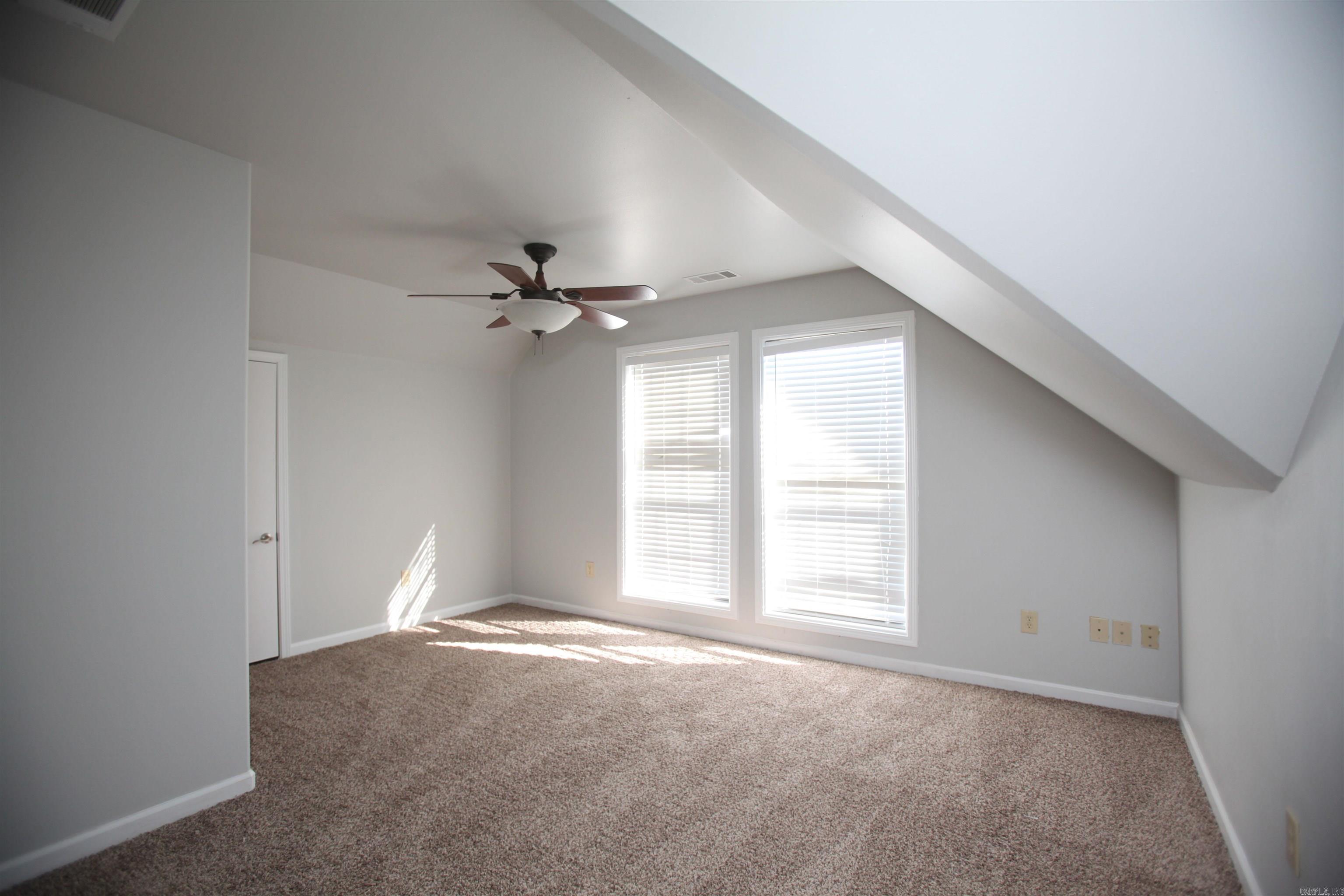 Club Cove - Residential Lease