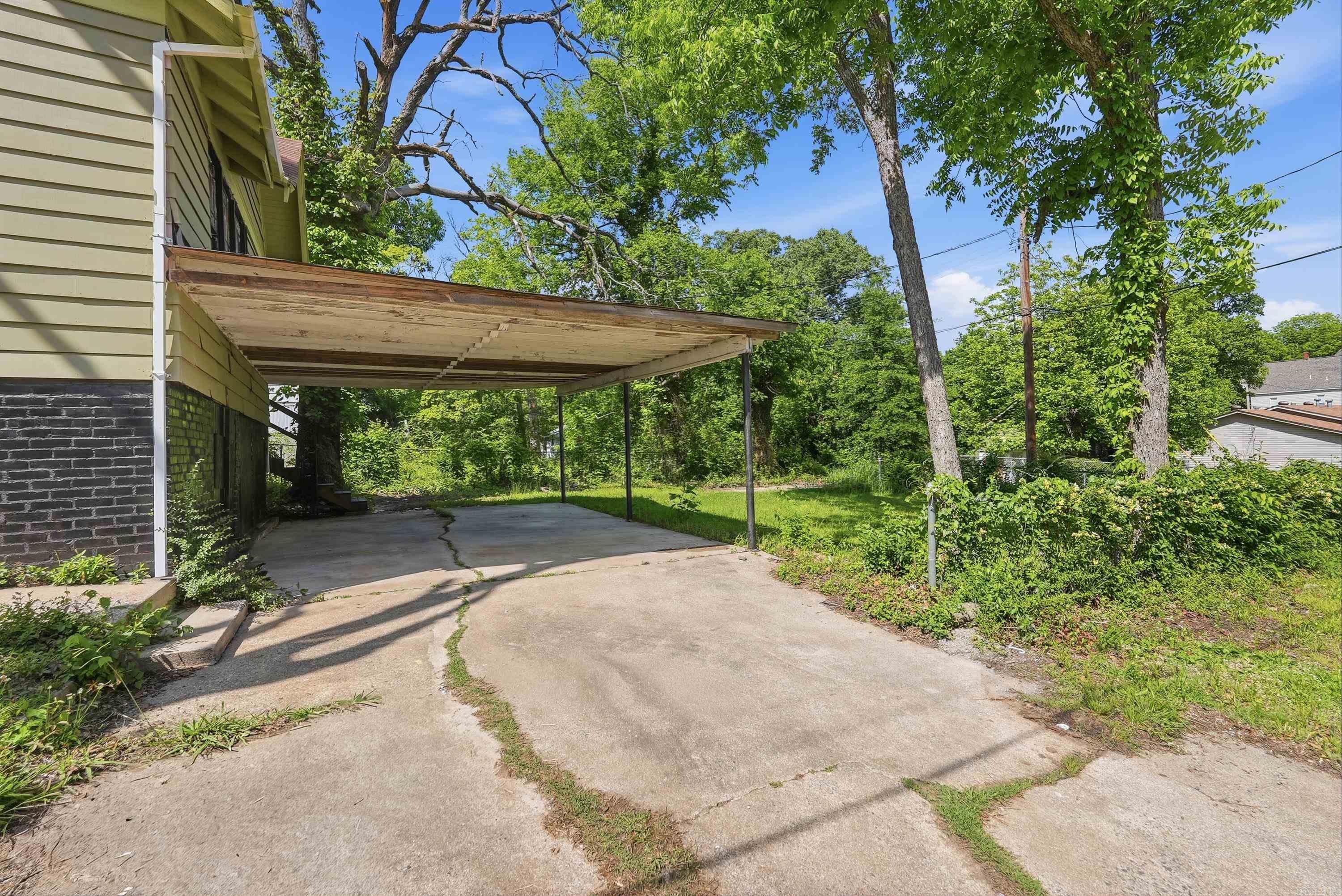 JONES & WORTHEN - Residential