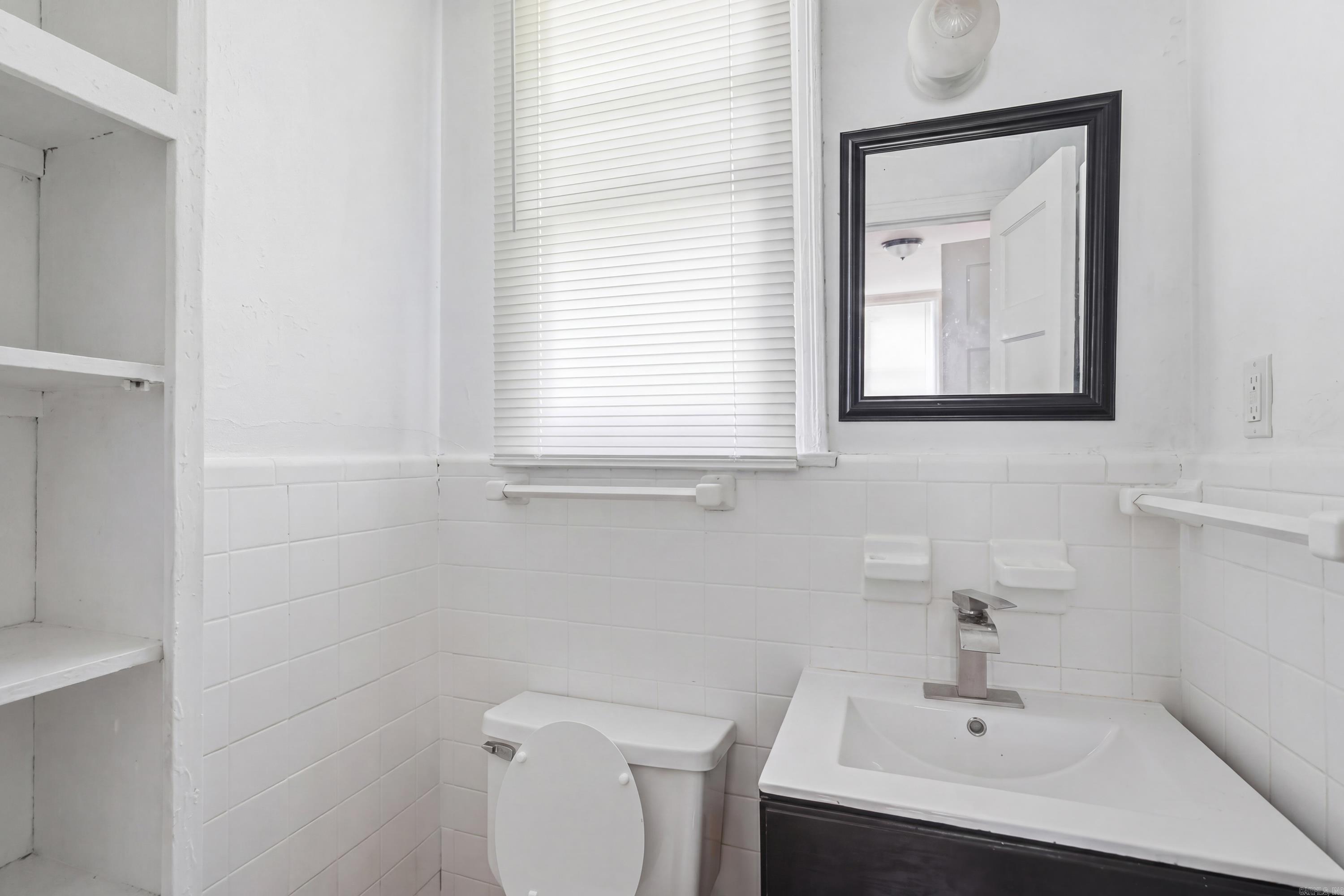 JONES & WORTHEN - Residential