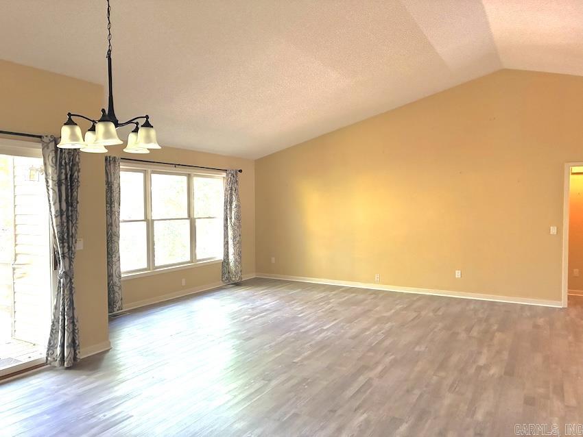 ALMENDRA - Residential