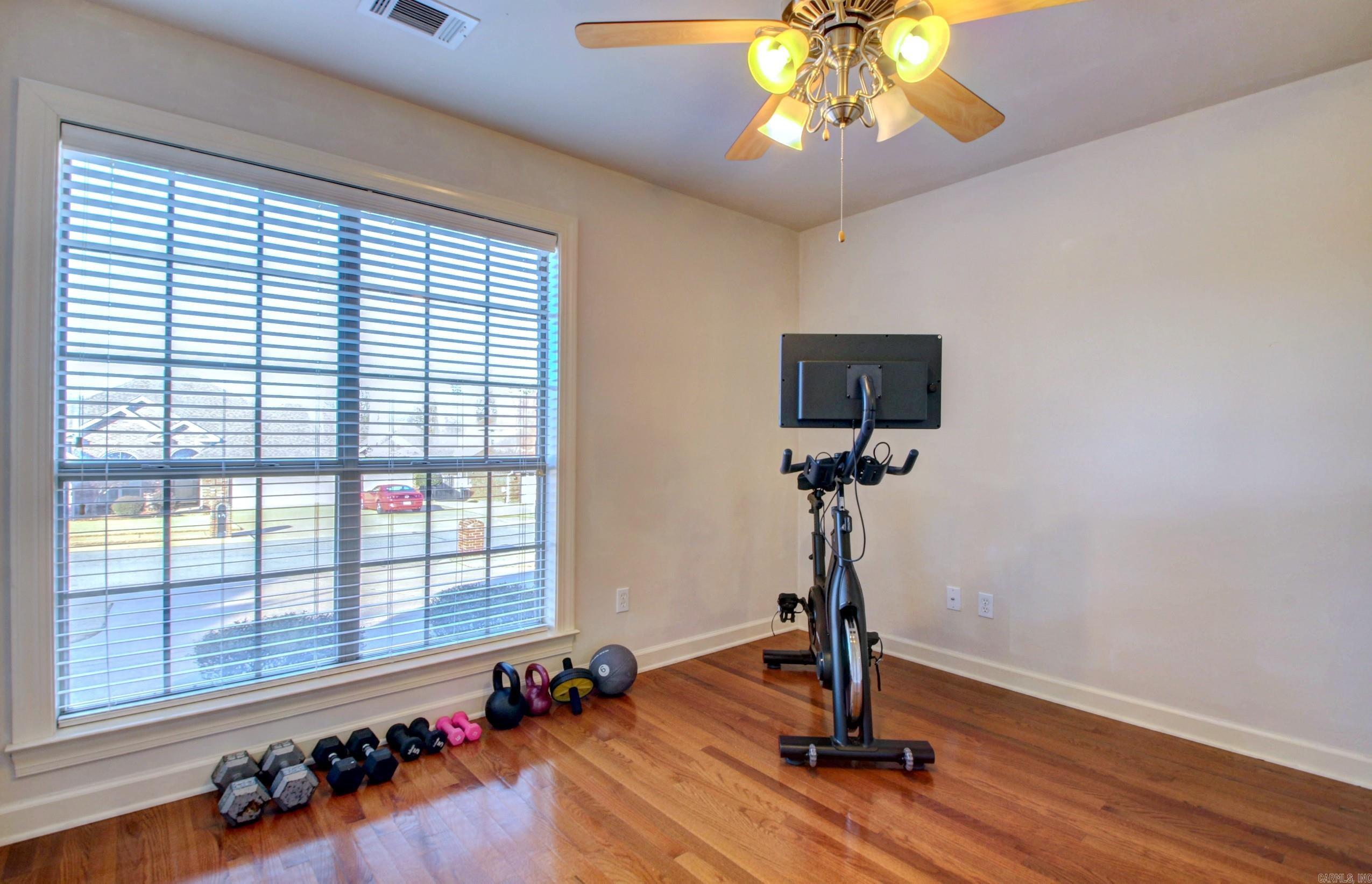 COUNTRY CLUB OF ARK THE - Residential