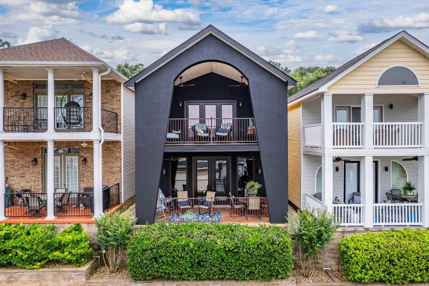 Discover the charm of 104 Eagleview Court in Hot Springs, AR. This elegant Lake Hamilton townhome features 2 spacious bedrooms, 2.5 modern bathrooms, and an open-concept living area with high ceilings and abundant natural light. The gourmet kitchen boasts granite countertops and top-of-the-line appliances. The master suite includes a luxurious en-suite bathroom with a soaking tub. Outside, enjoy the beautifully landscaped yard, perfect for relaxation or entertaining. Located in a desirable gated lake community with easy access to local amenities, this home offers a perfect blend of comfort and convenience. Don’t miss out on this Hot Springs gem!