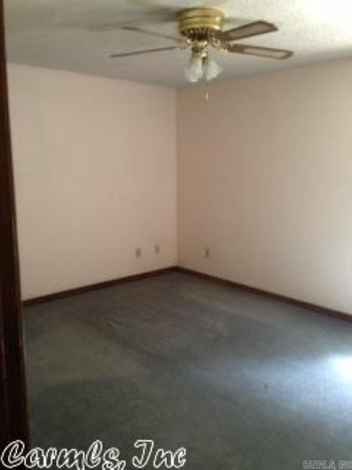 Knollwood Estates - Residential Lease