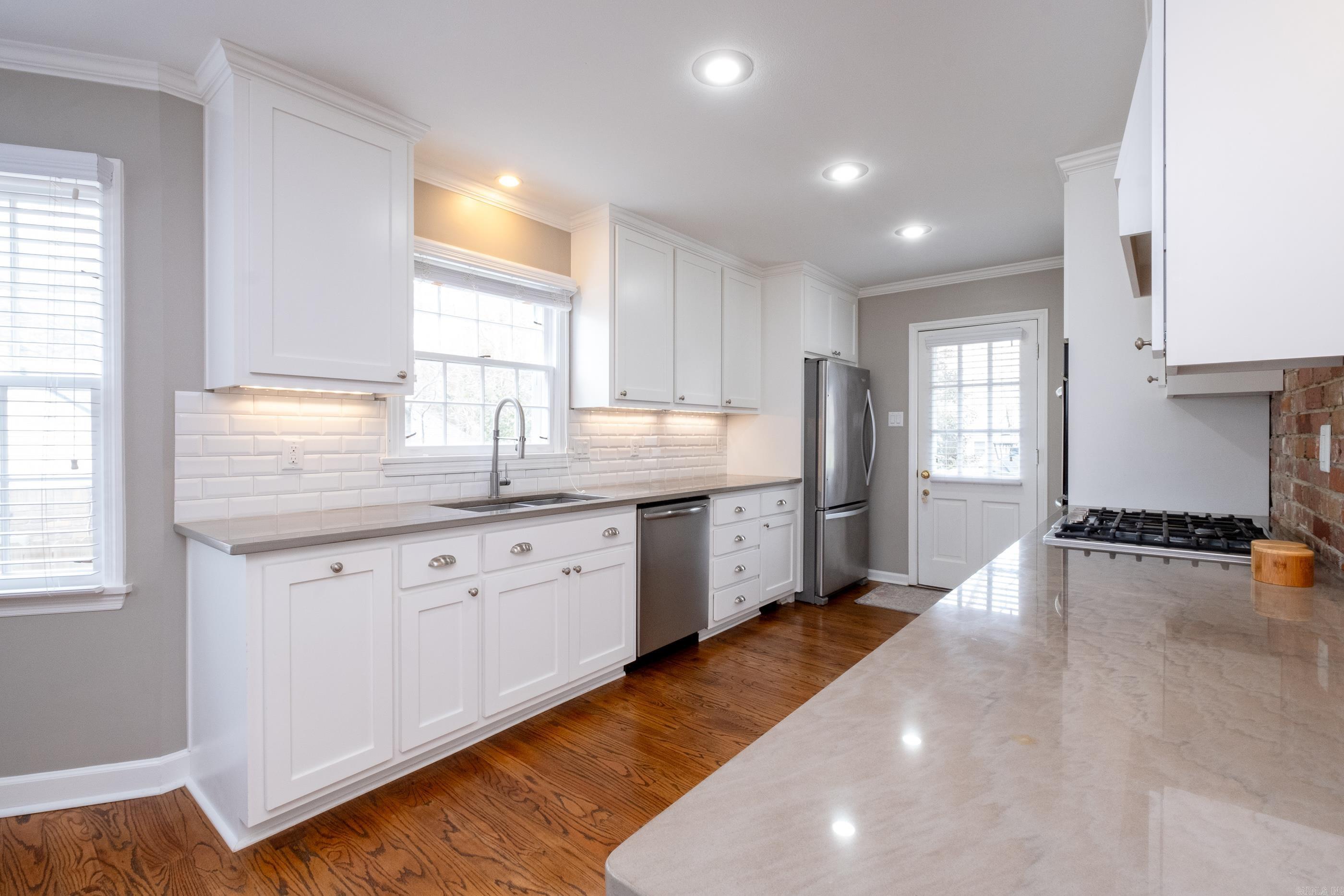 PLEASANT VALLEY - Residential