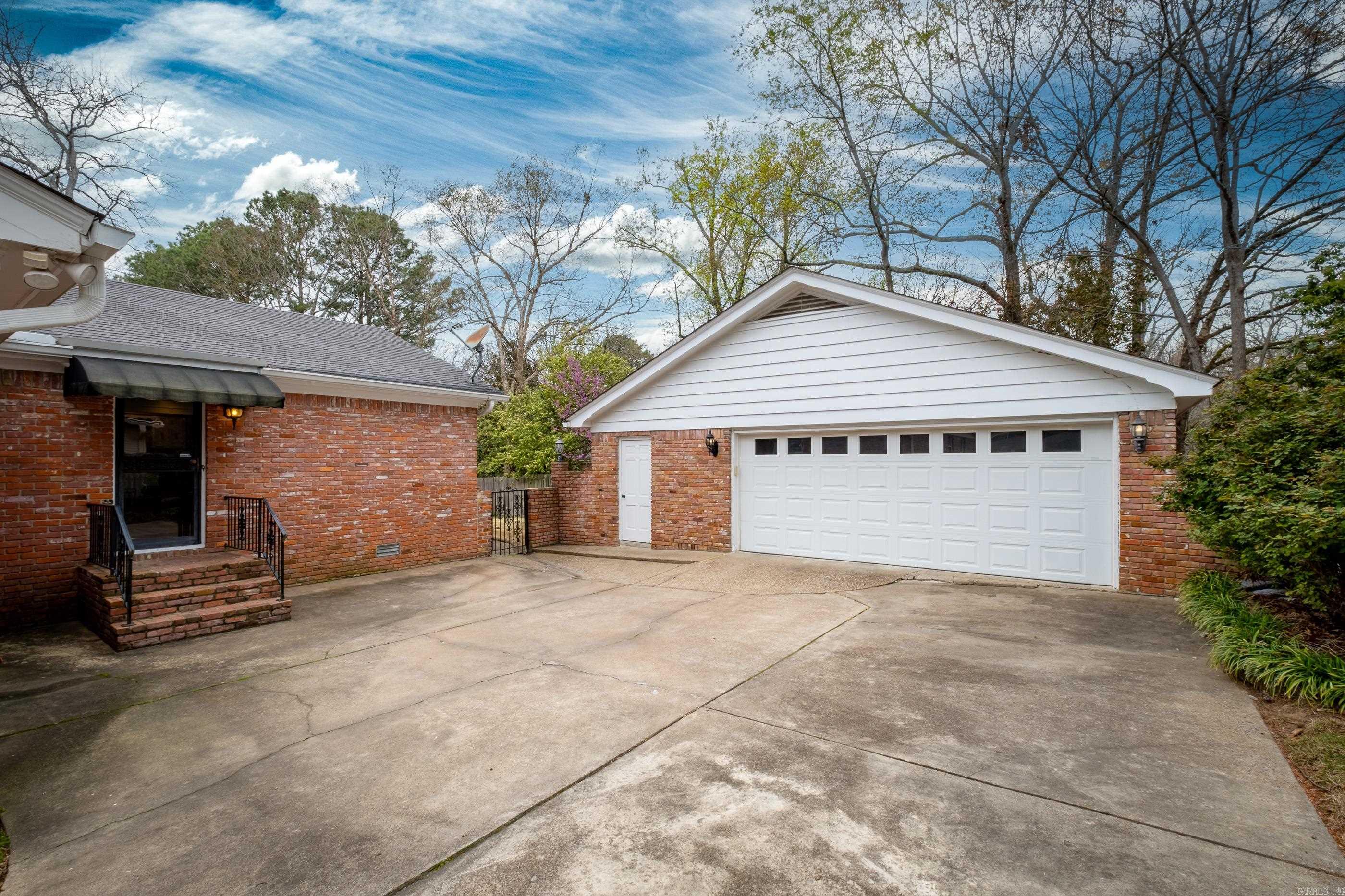 PLEASANT VALLEY - Residential