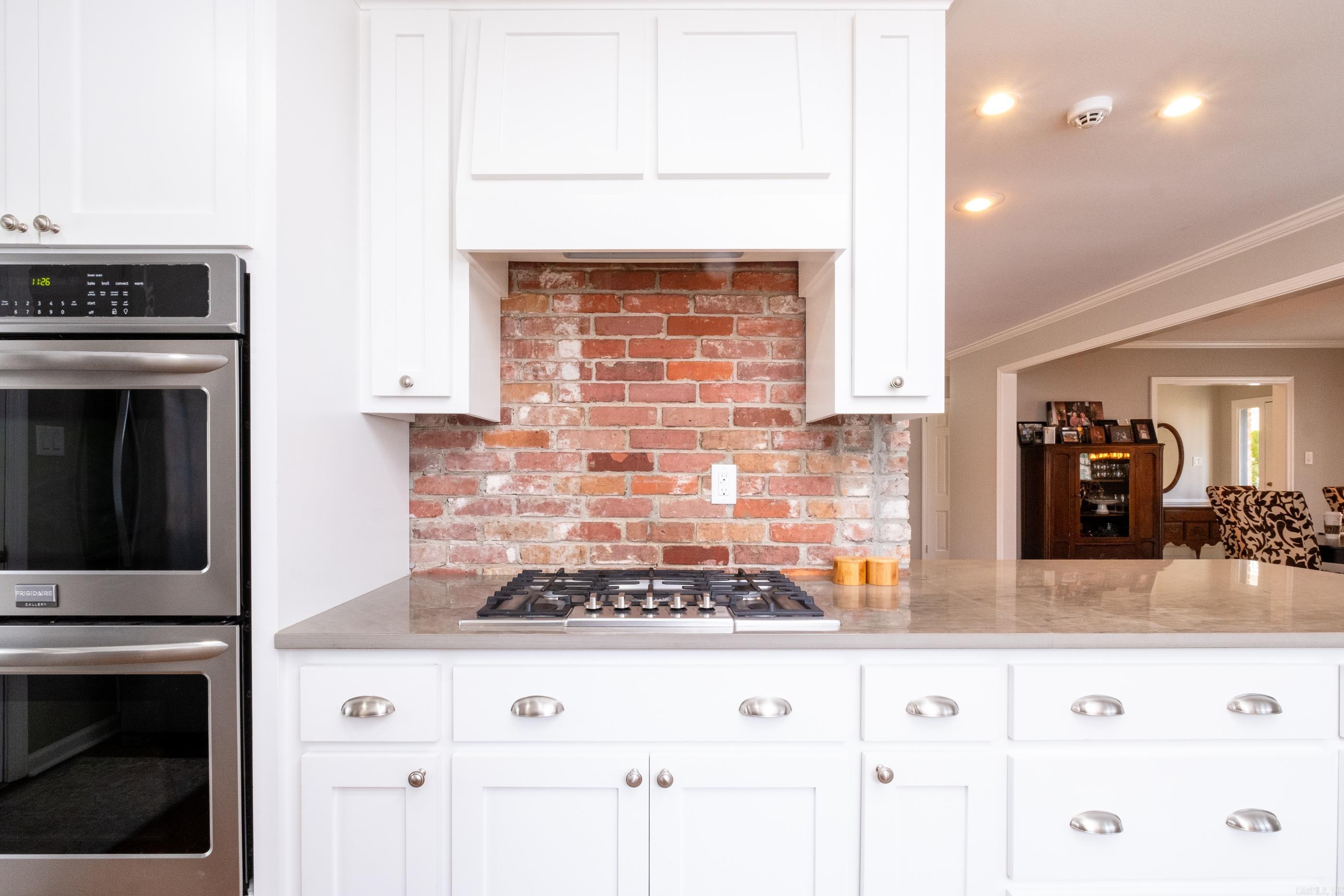 PLEASANT VALLEY - Residential