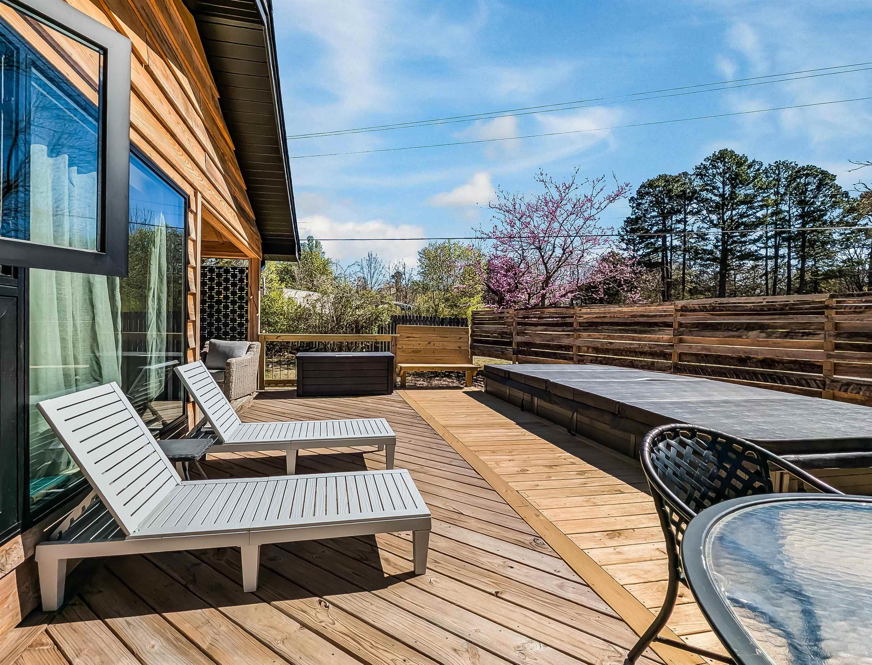 MOUNTAIN VIEW - Residential