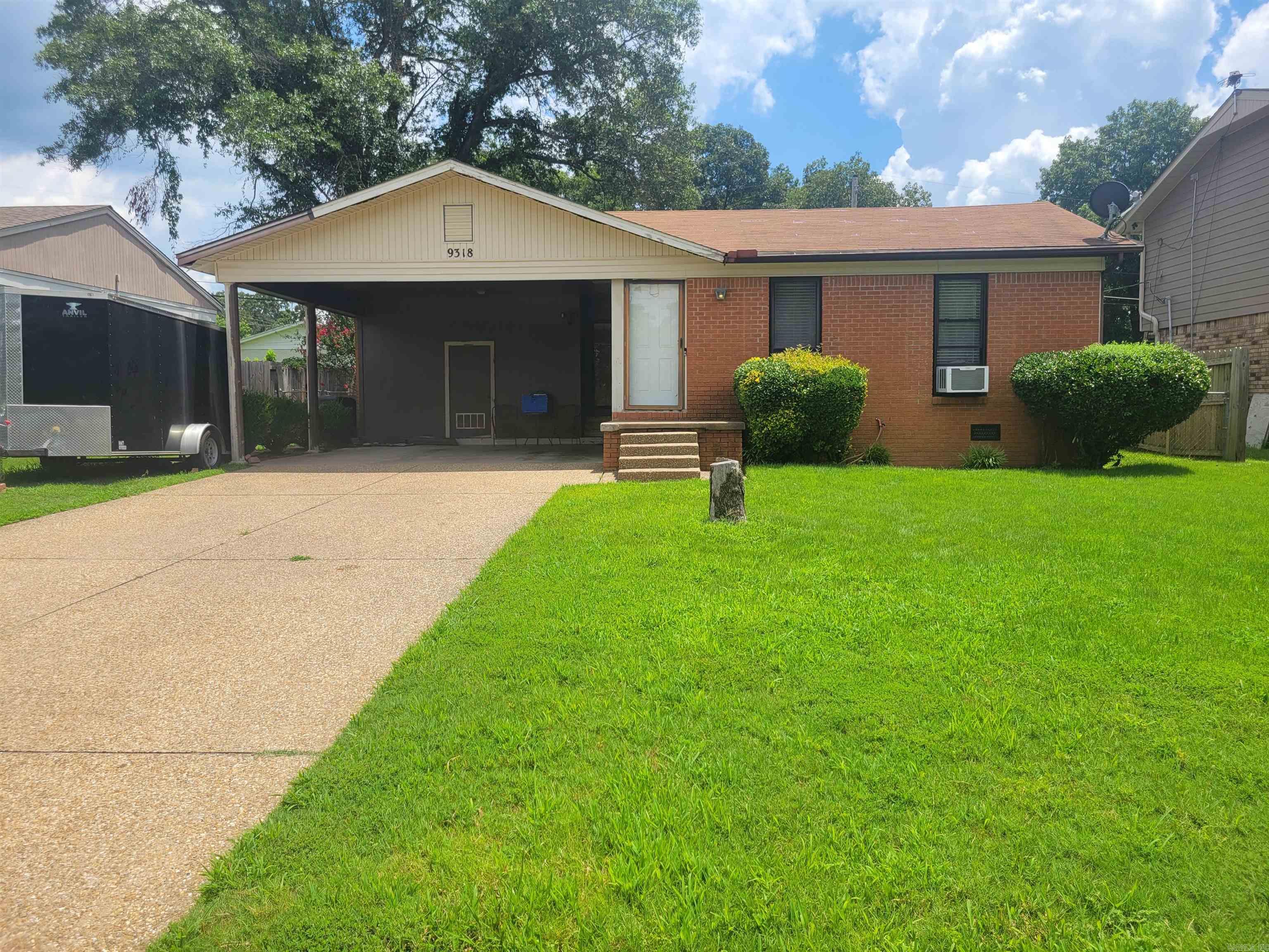 Great Property in great Sherwood Neighborhood, Big Backyard, This IS A MOST SEE./ This is a Shortsale The Price Is Not Approved