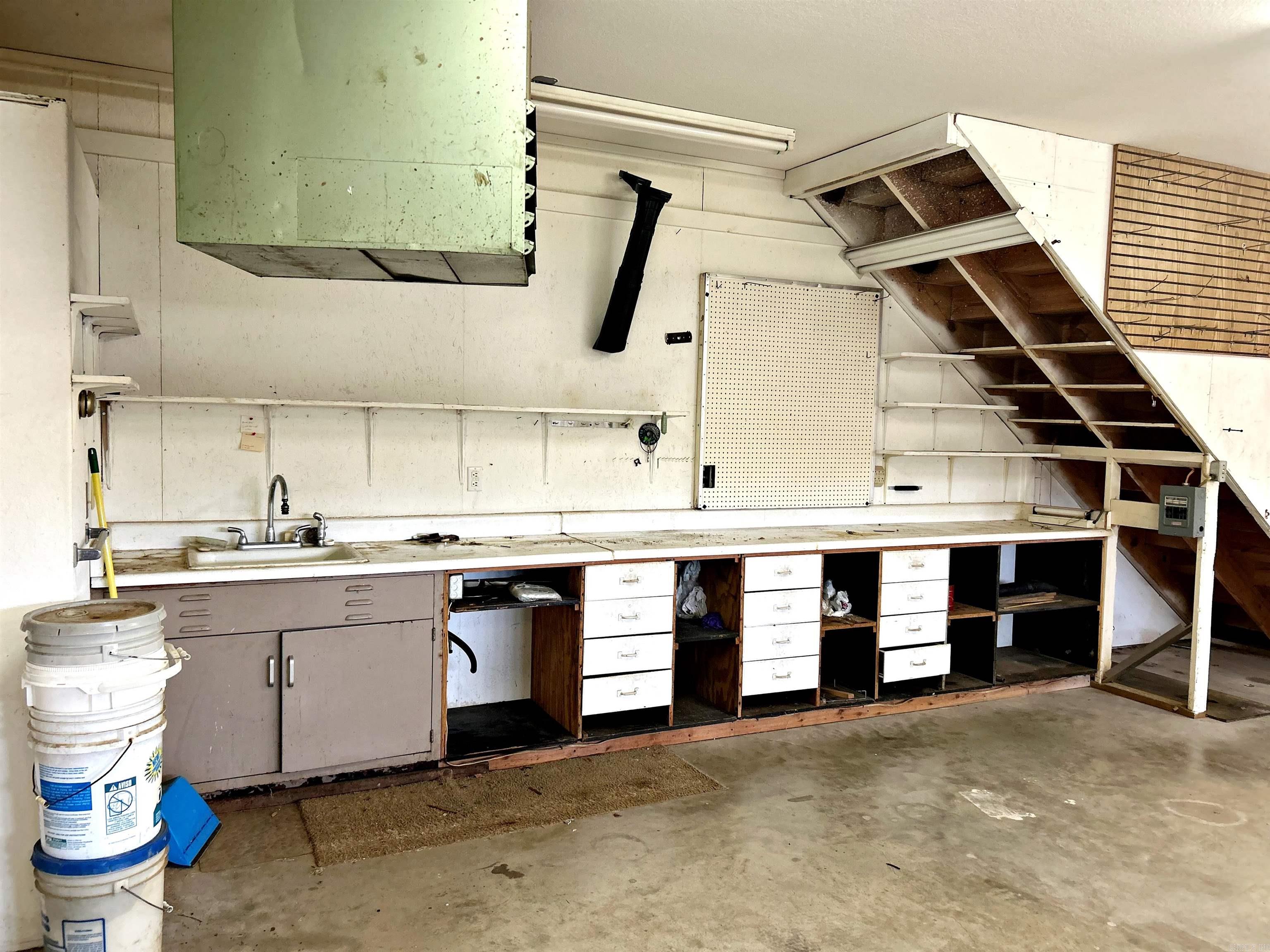 WILLOW BROOK - Residential