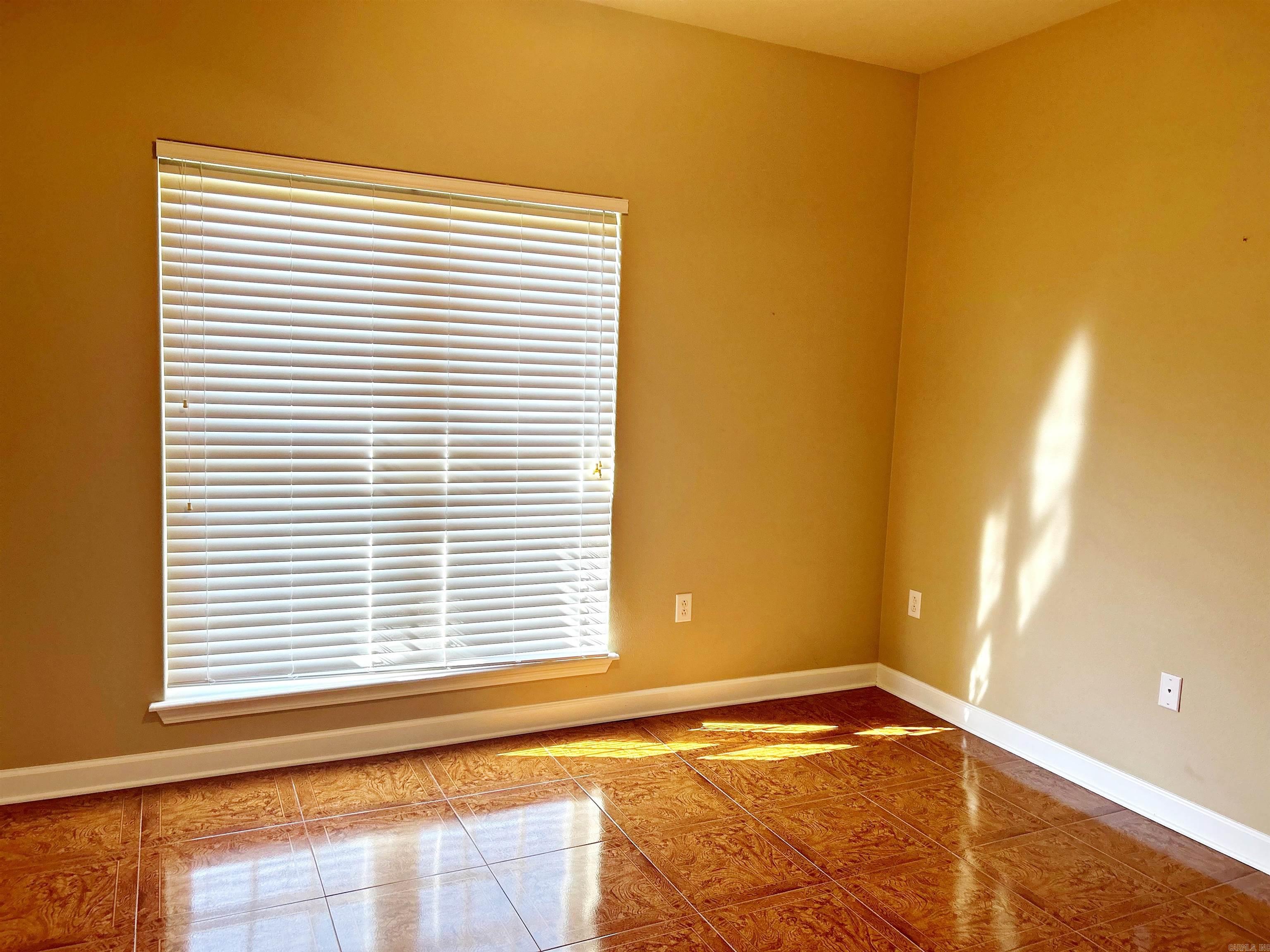 WILLOW BROOK - Residential