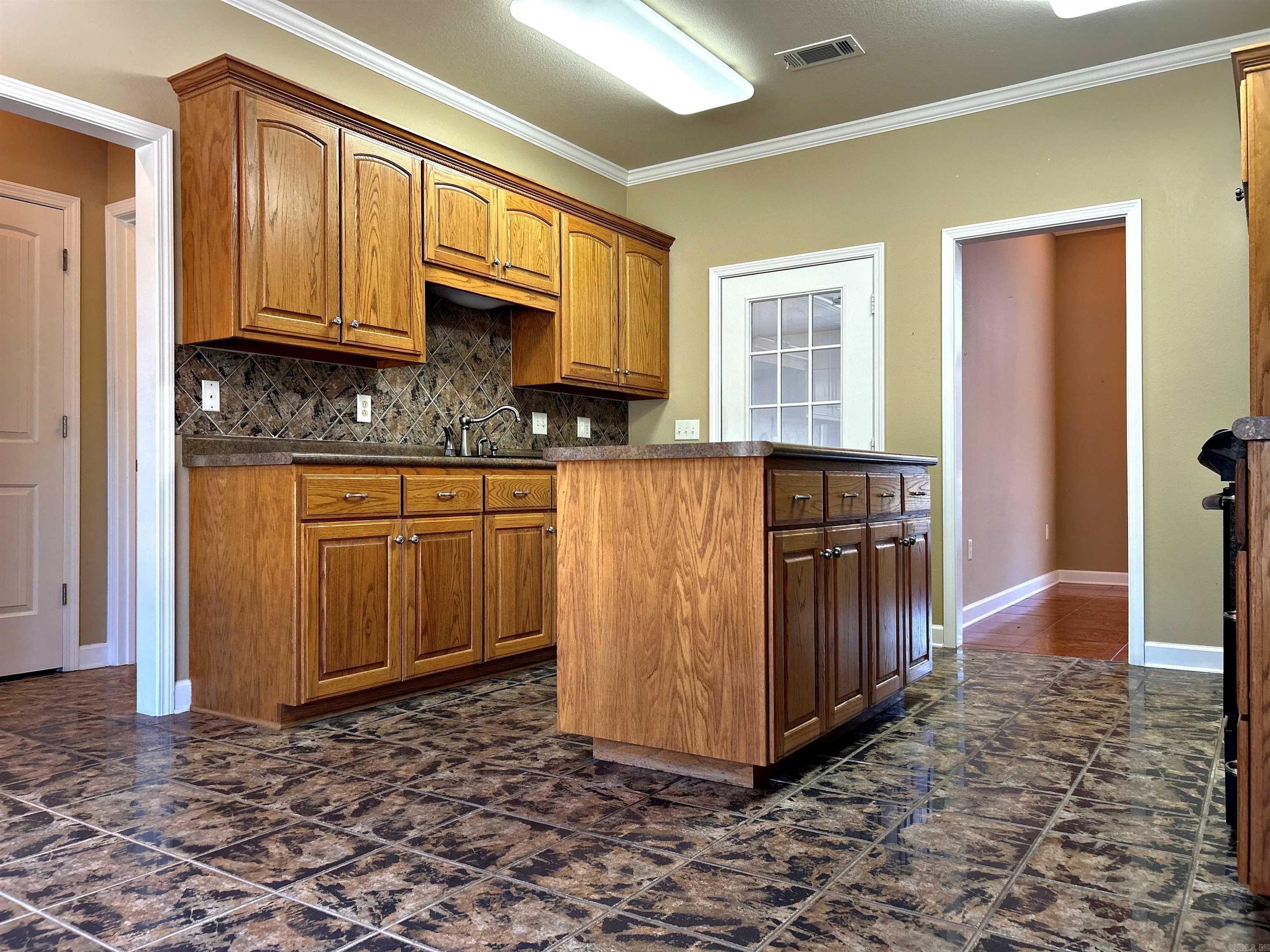 WILLOW BROOK - Residential