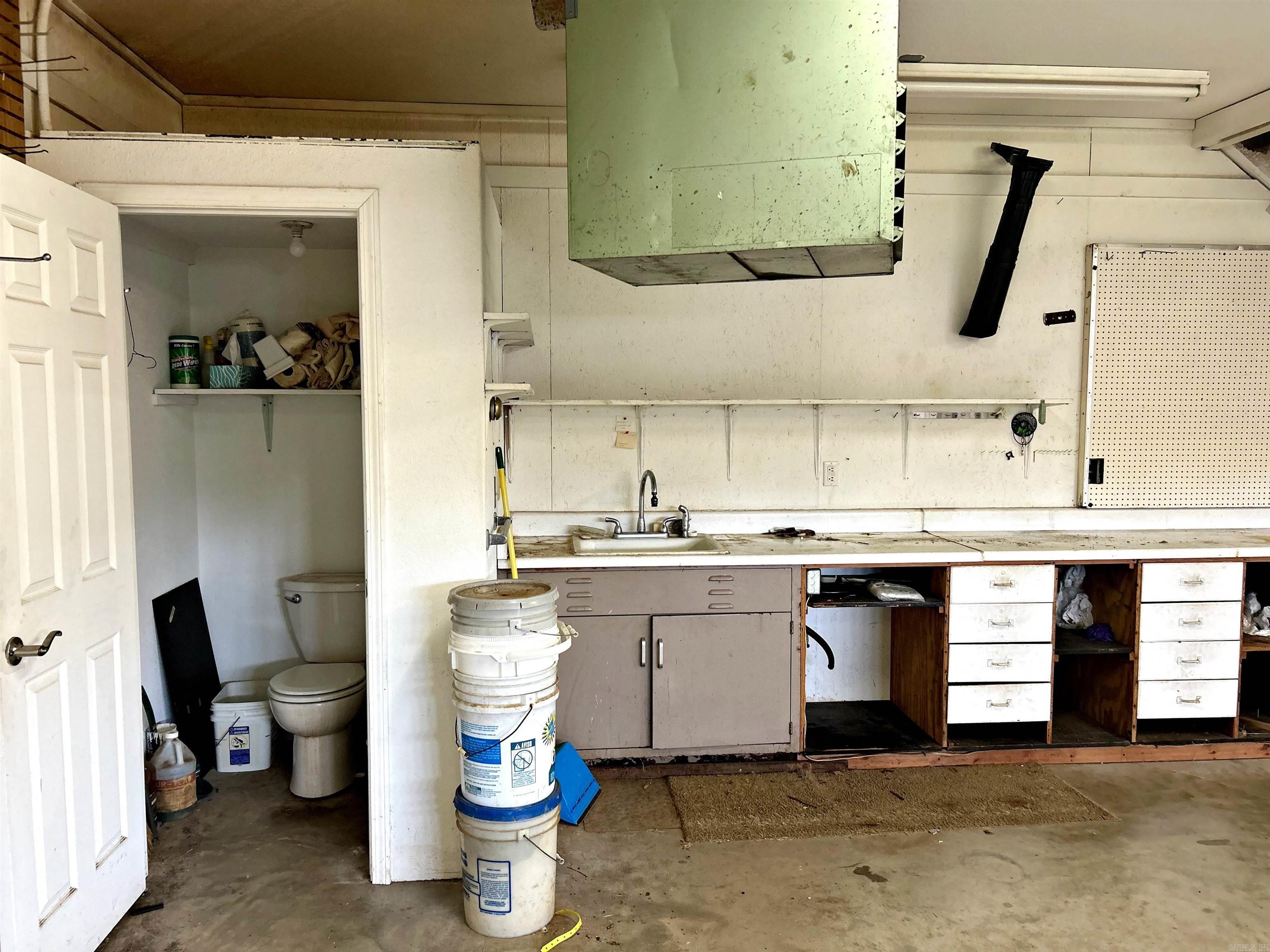 WILLOW BROOK - Residential