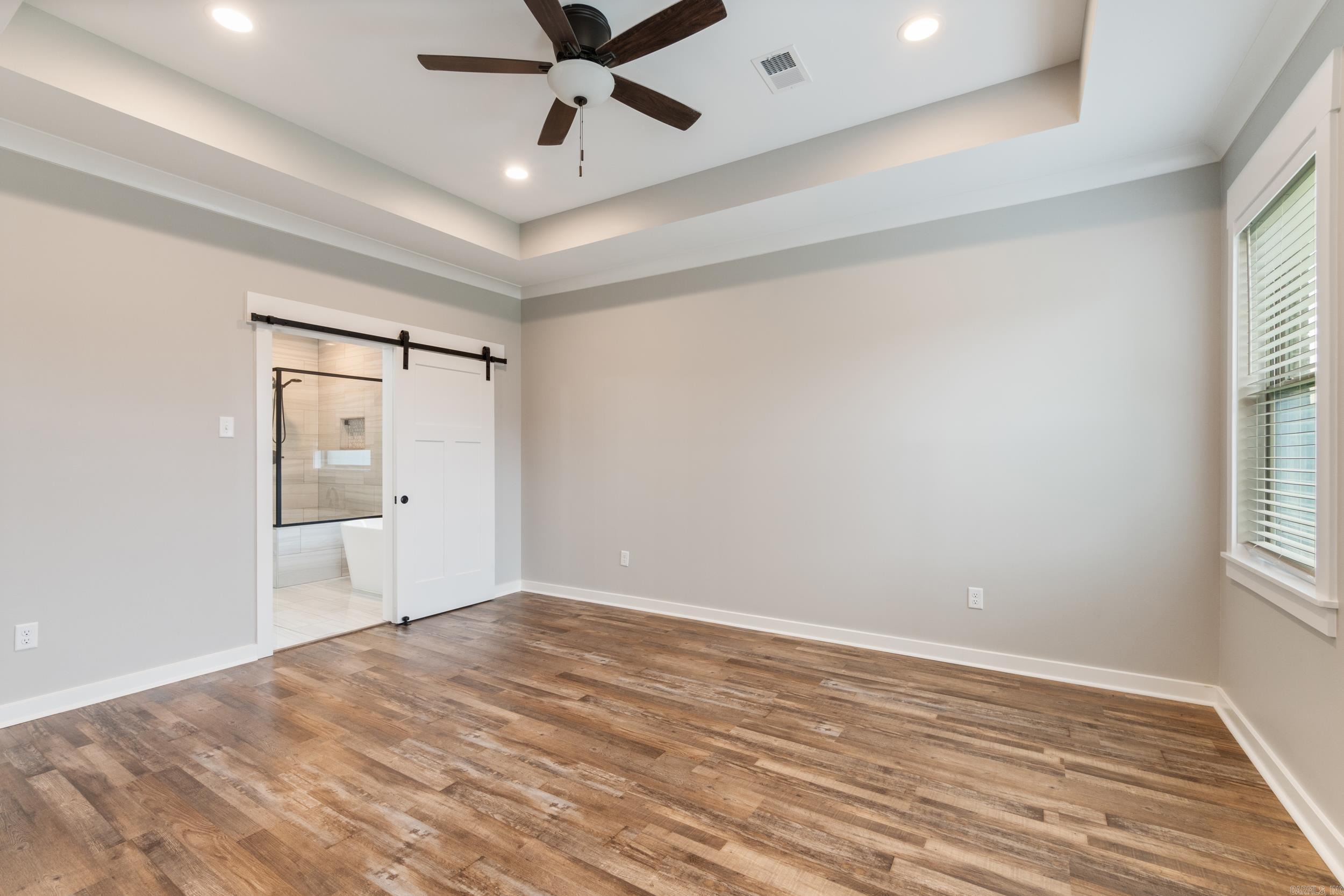 KENSINGTON - Residential