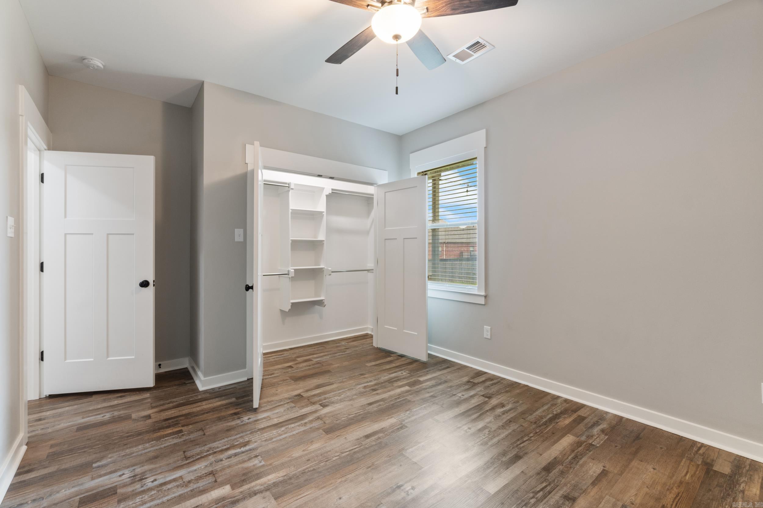 KENSINGTON - Residential