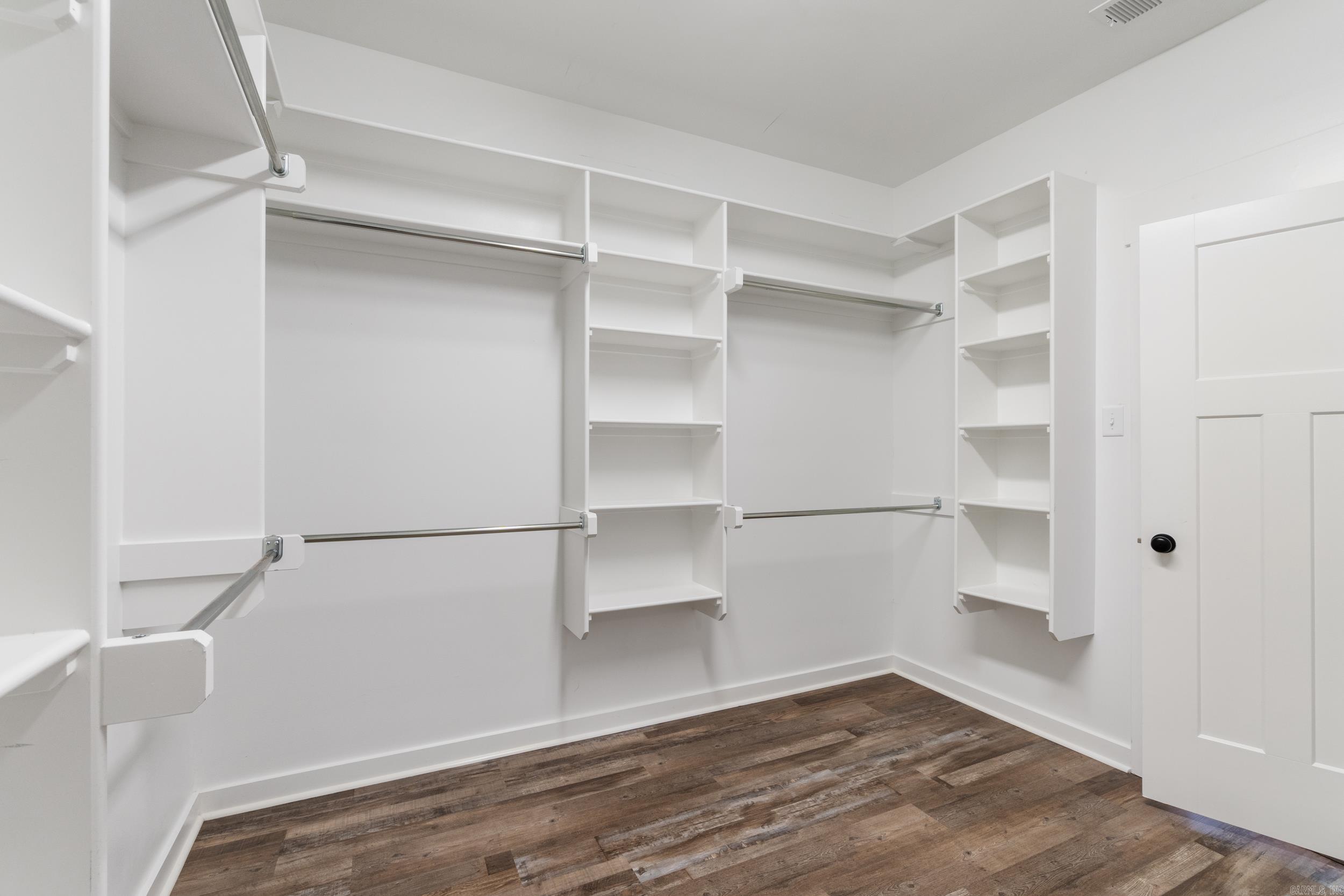 KENSINGTON - Residential