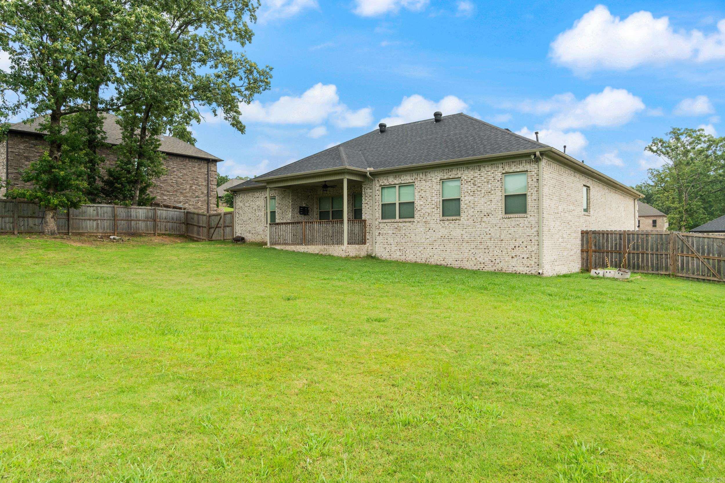 KENSINGTON - Residential