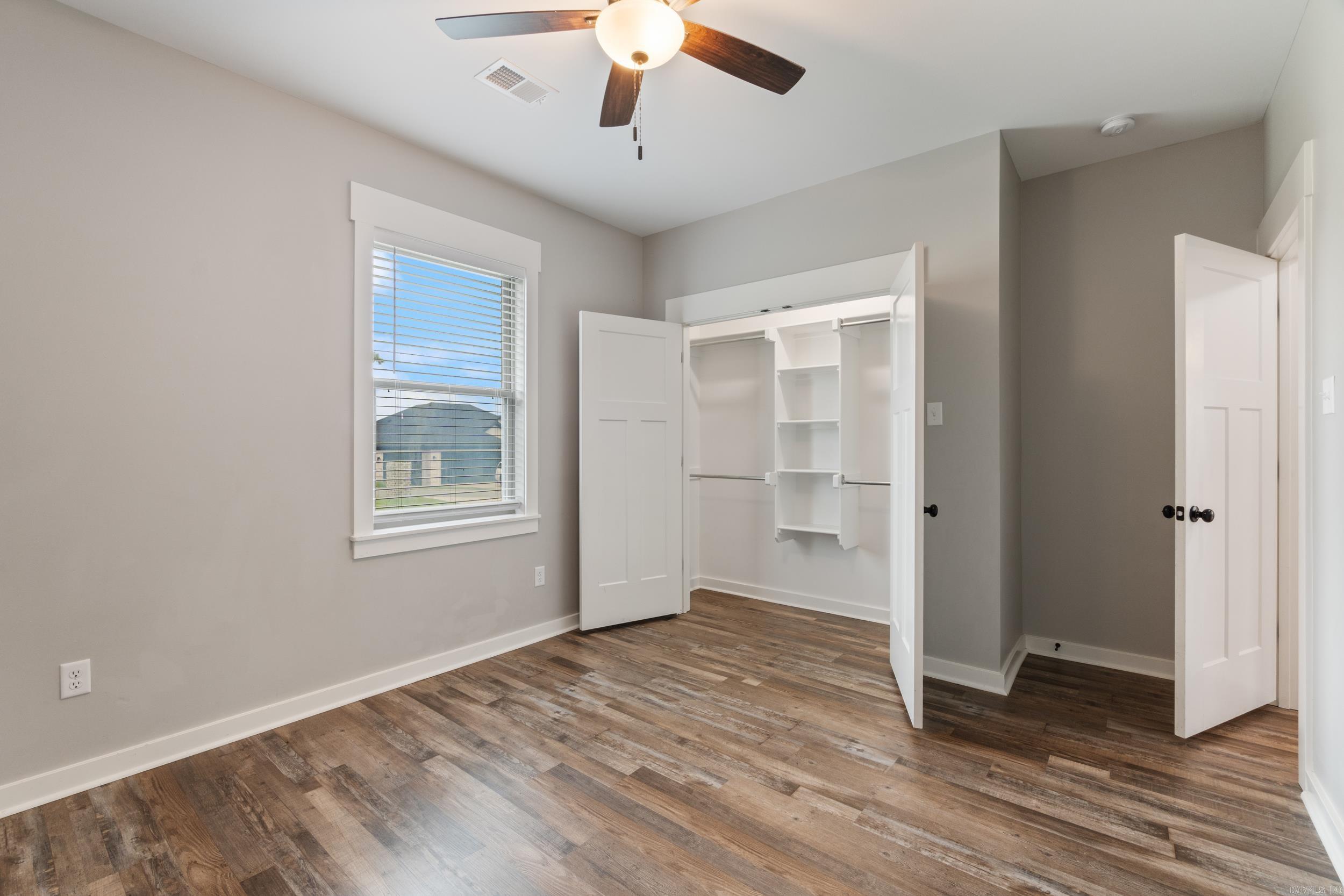 KENSINGTON - Residential