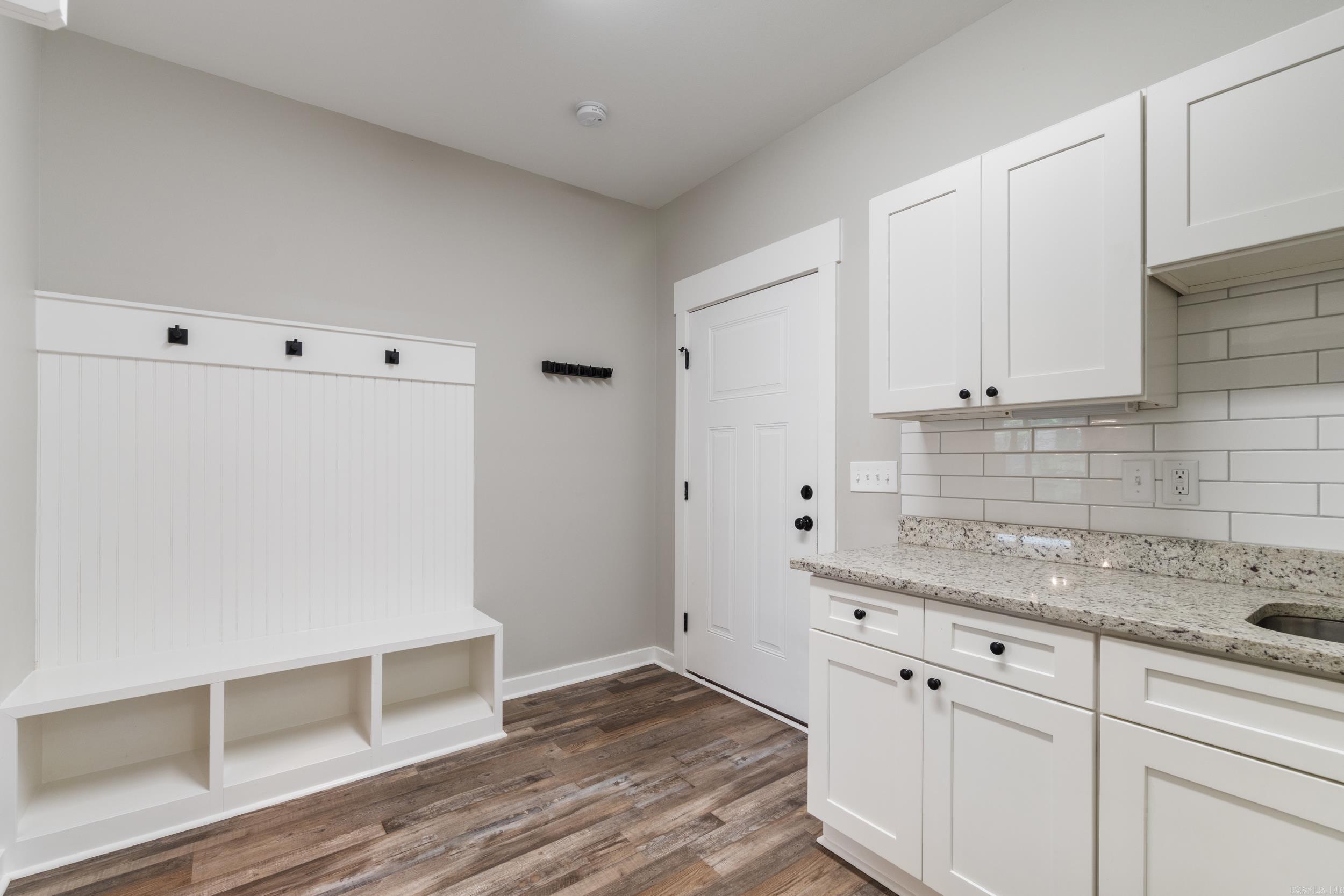 KENSINGTON - Residential