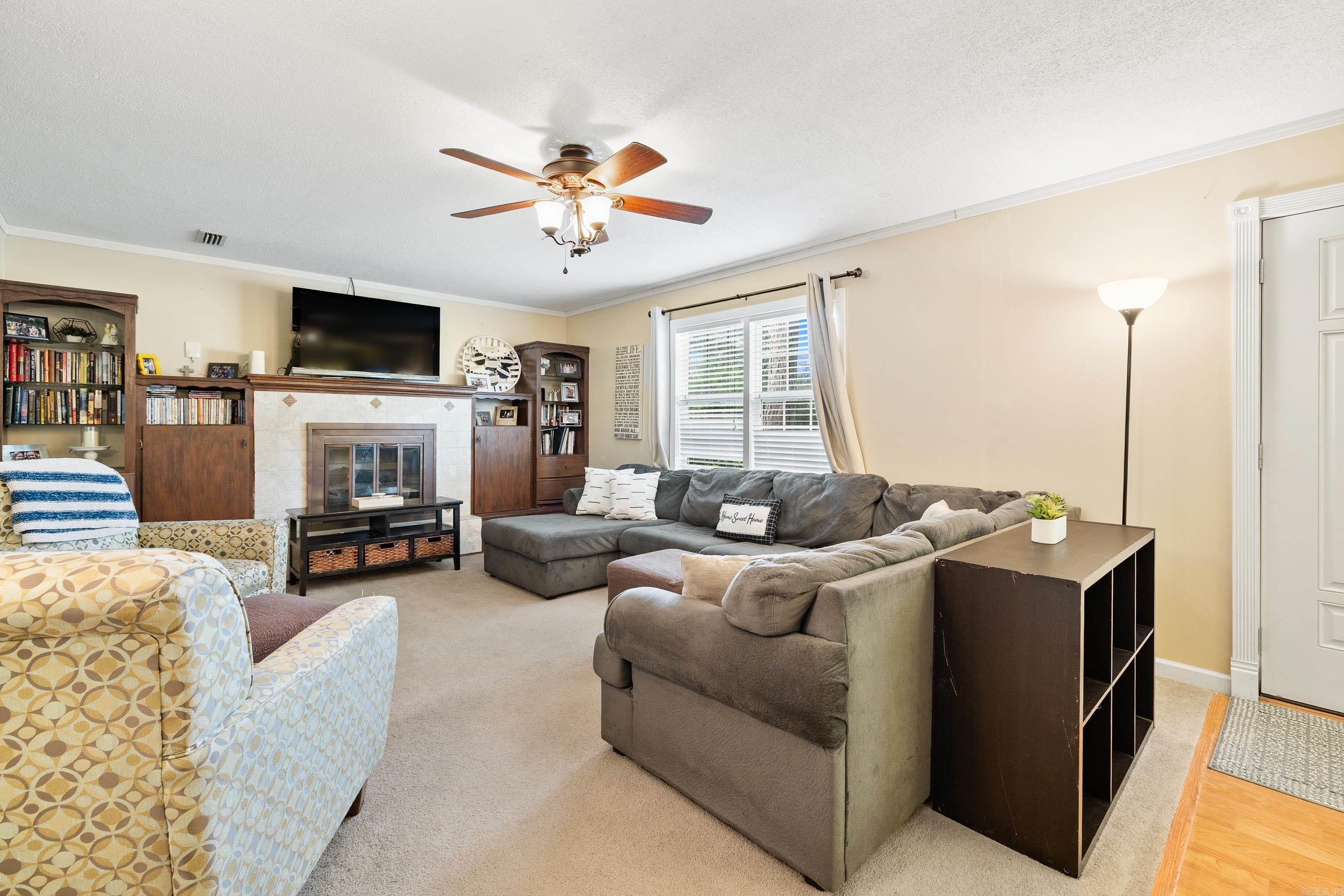 FOREST HILLS - Residential