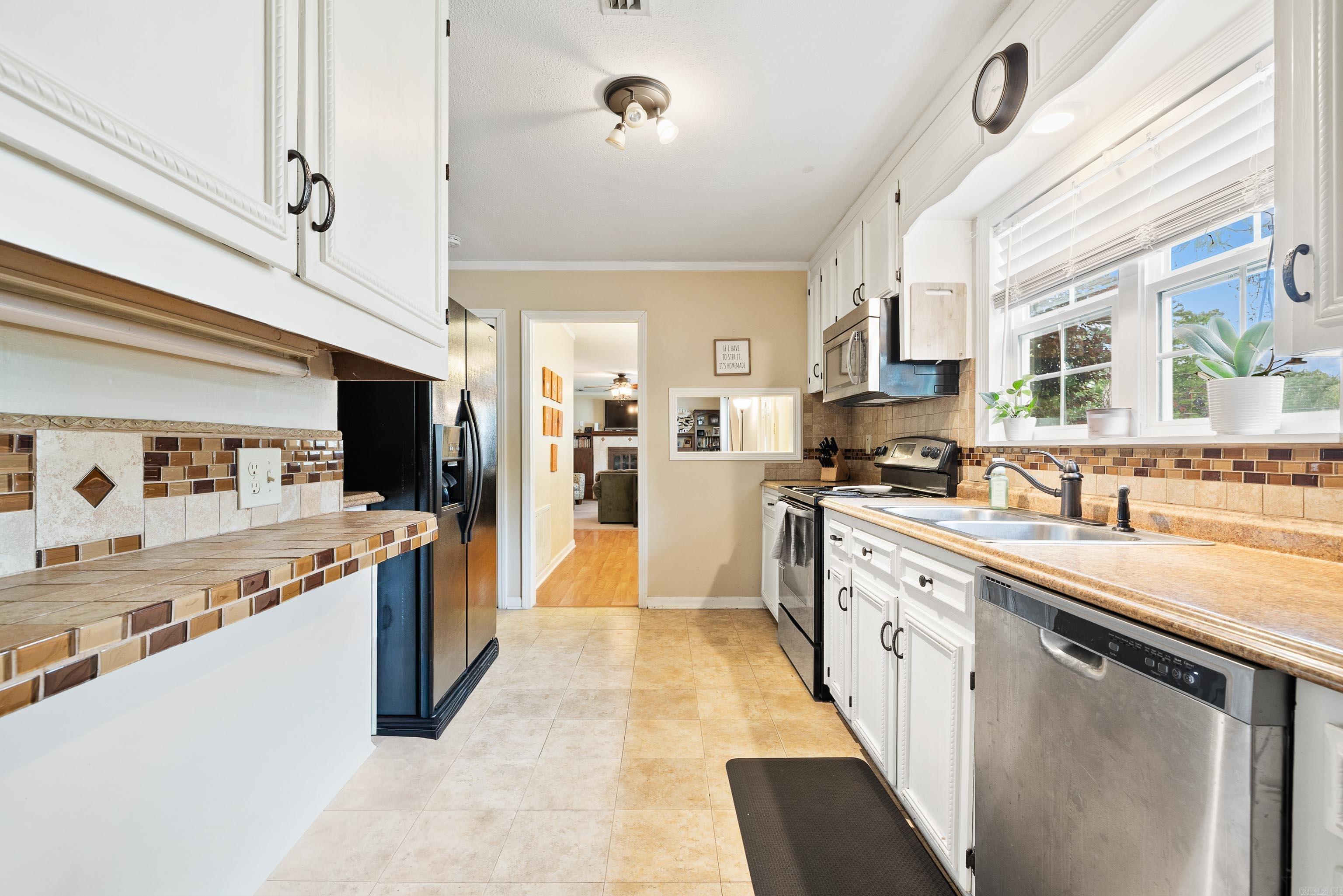 FOREST HILLS - Residential