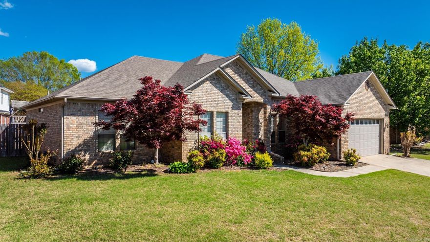 Very cute, well maintained home on a large lot  This home offers 4 bedrooms and 2 1/2 bath, seperate dining room. Oversized two car garage, exta wide driveway and and an outside brick storage building. Large bedrooms and plenty of storage. Established neighborhood close to everything.