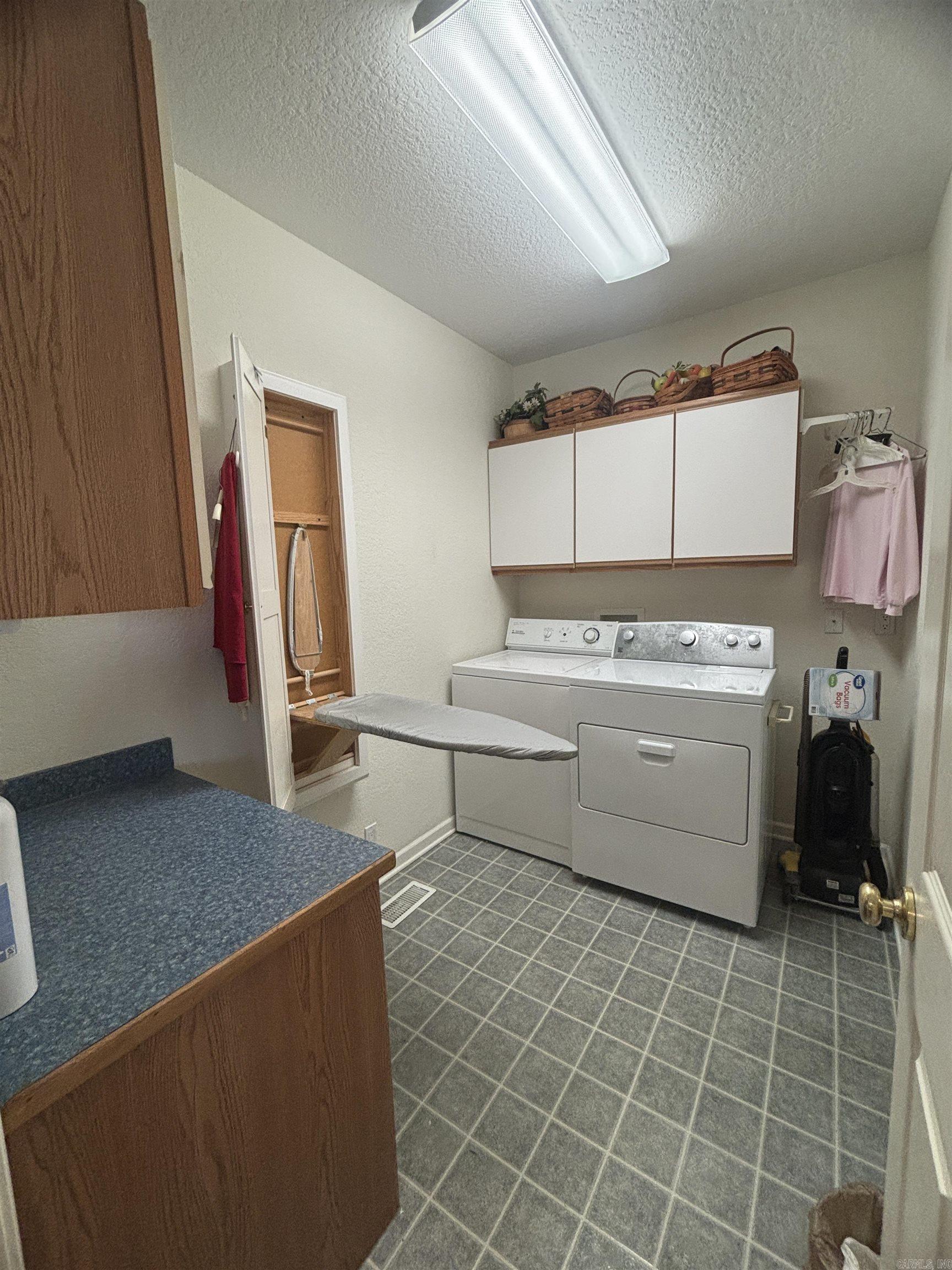 Salvatierra - Residential