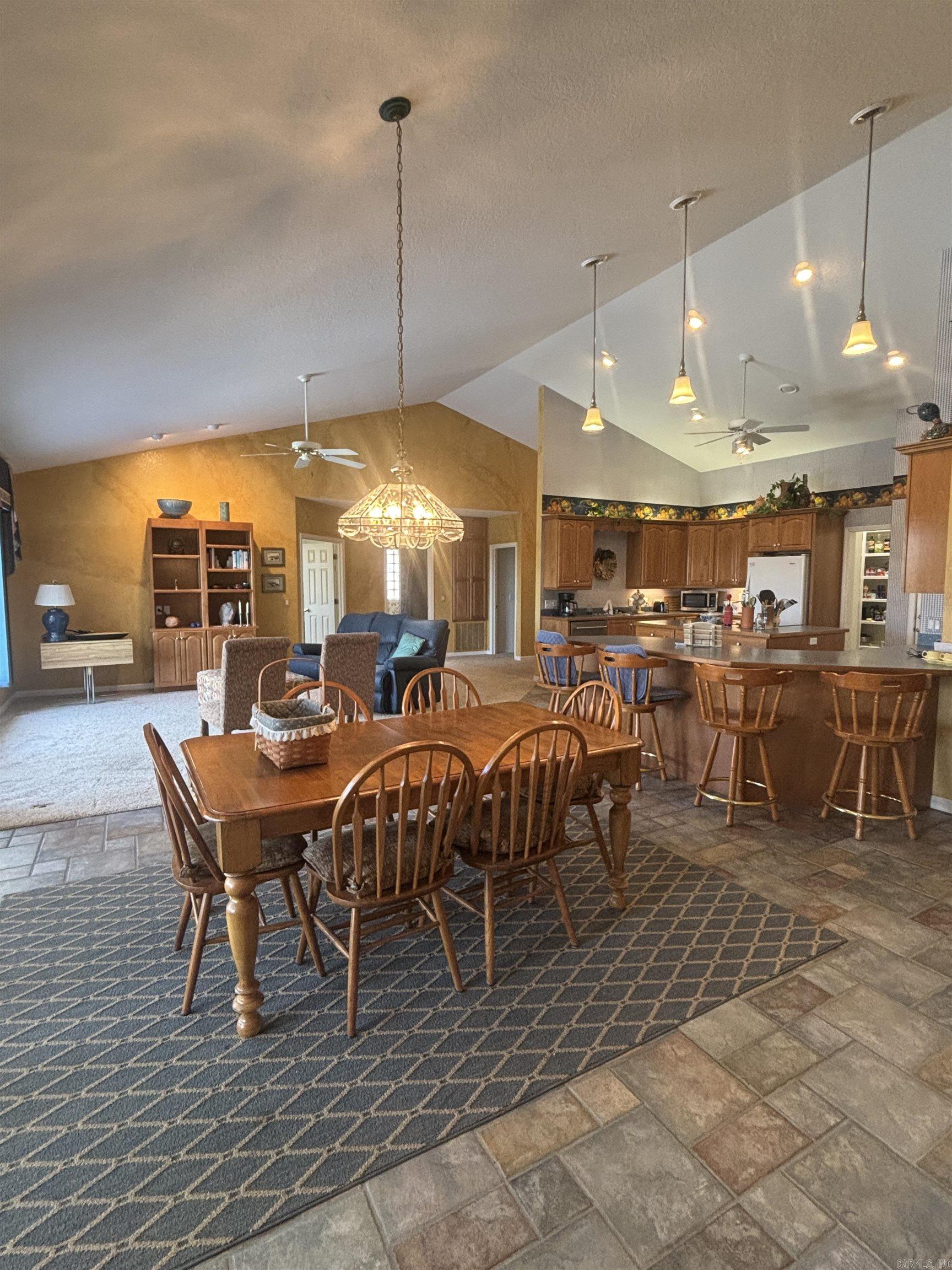 Salvatierra - Residential