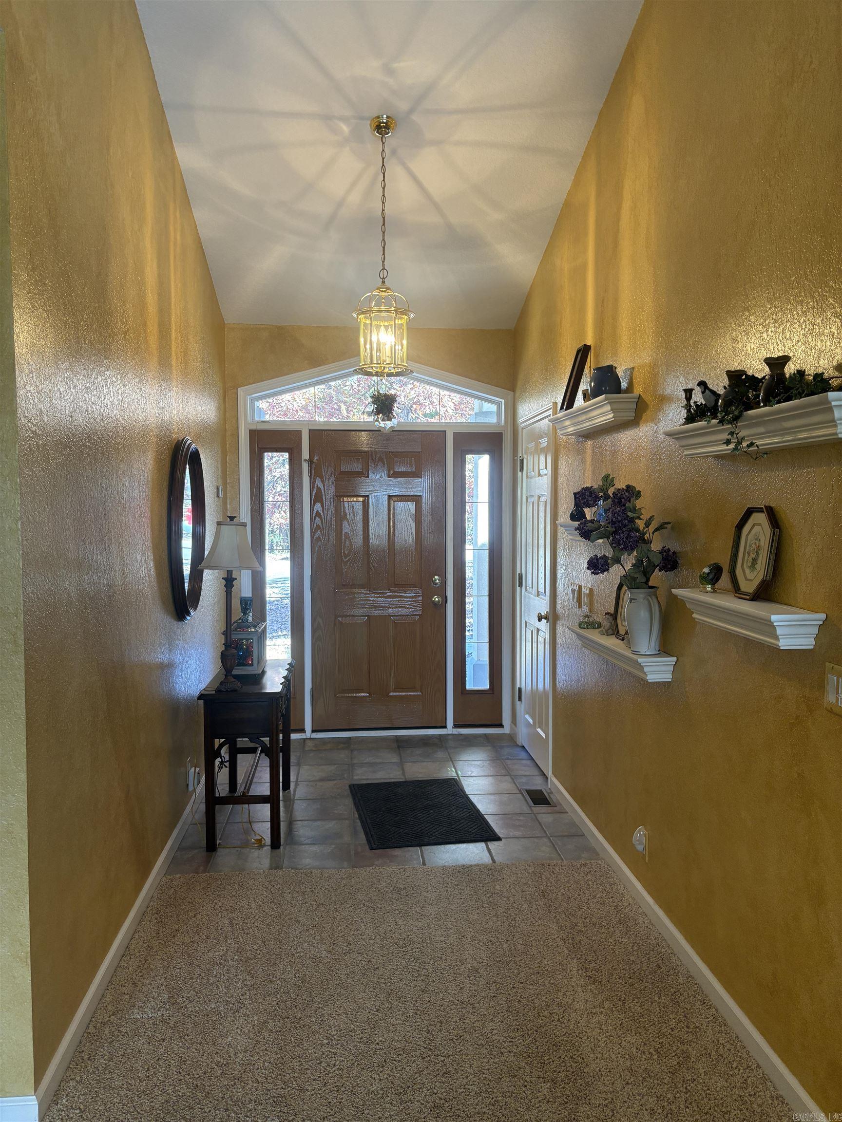 Salvatierra - Residential