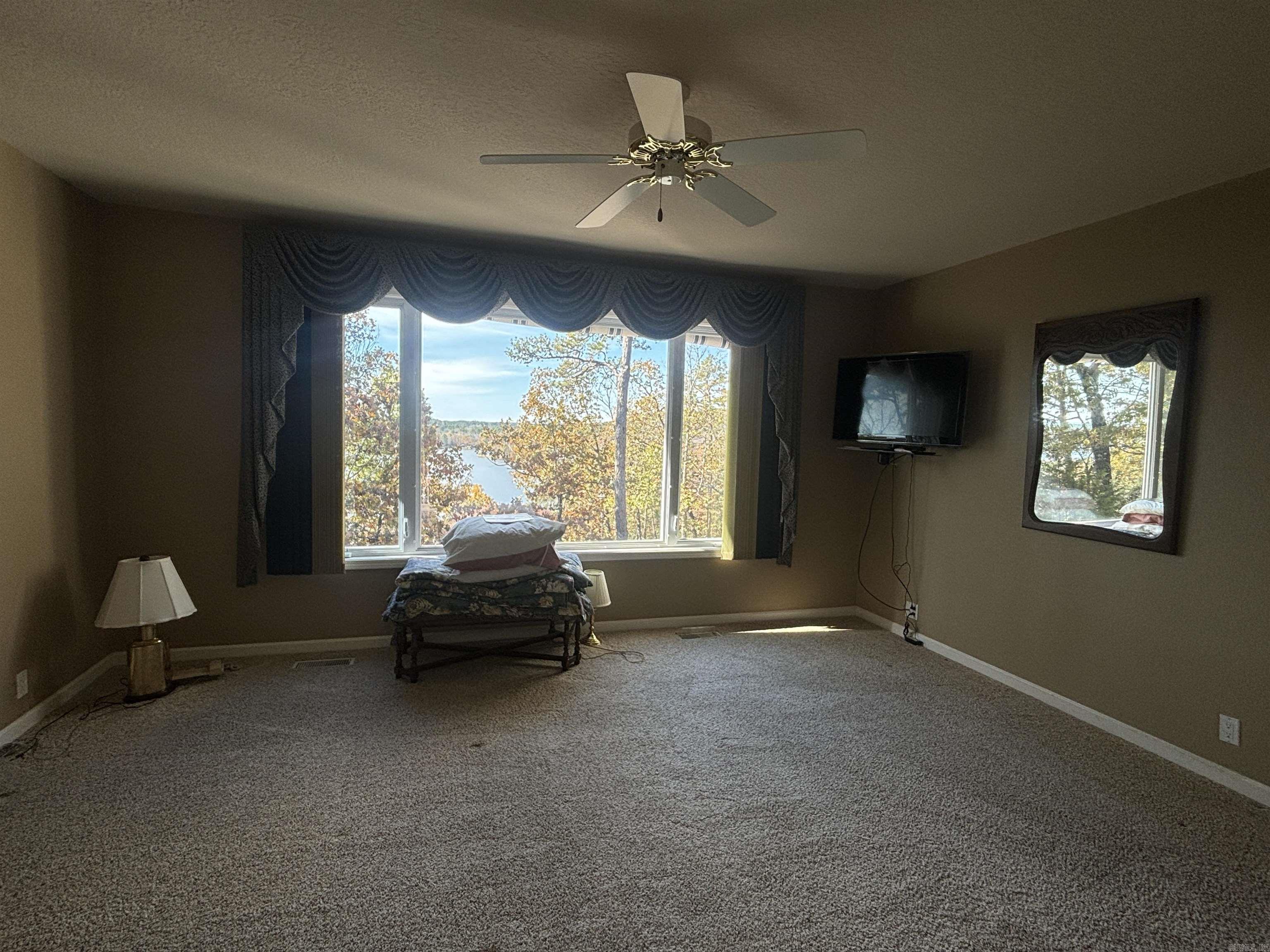 Salvatierra - Residential