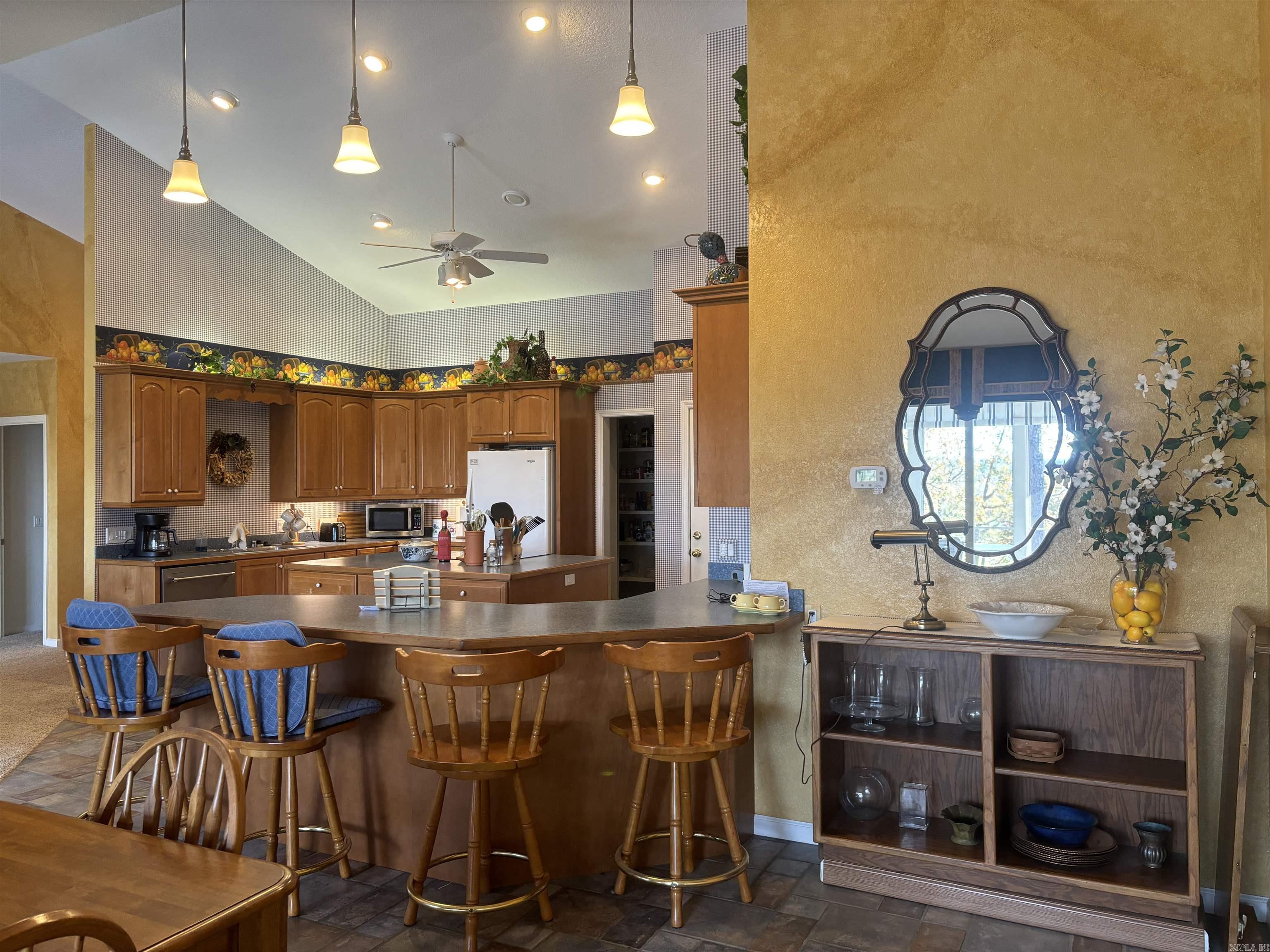 Salvatierra - Residential