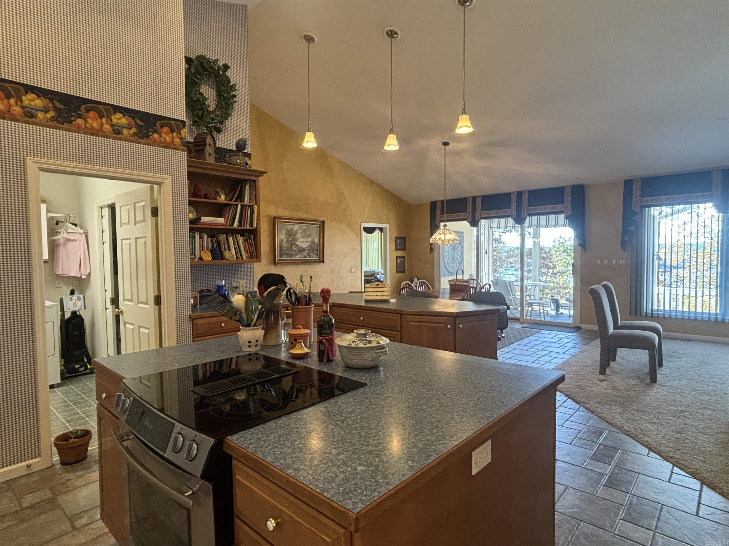 Salvatierra - Residential