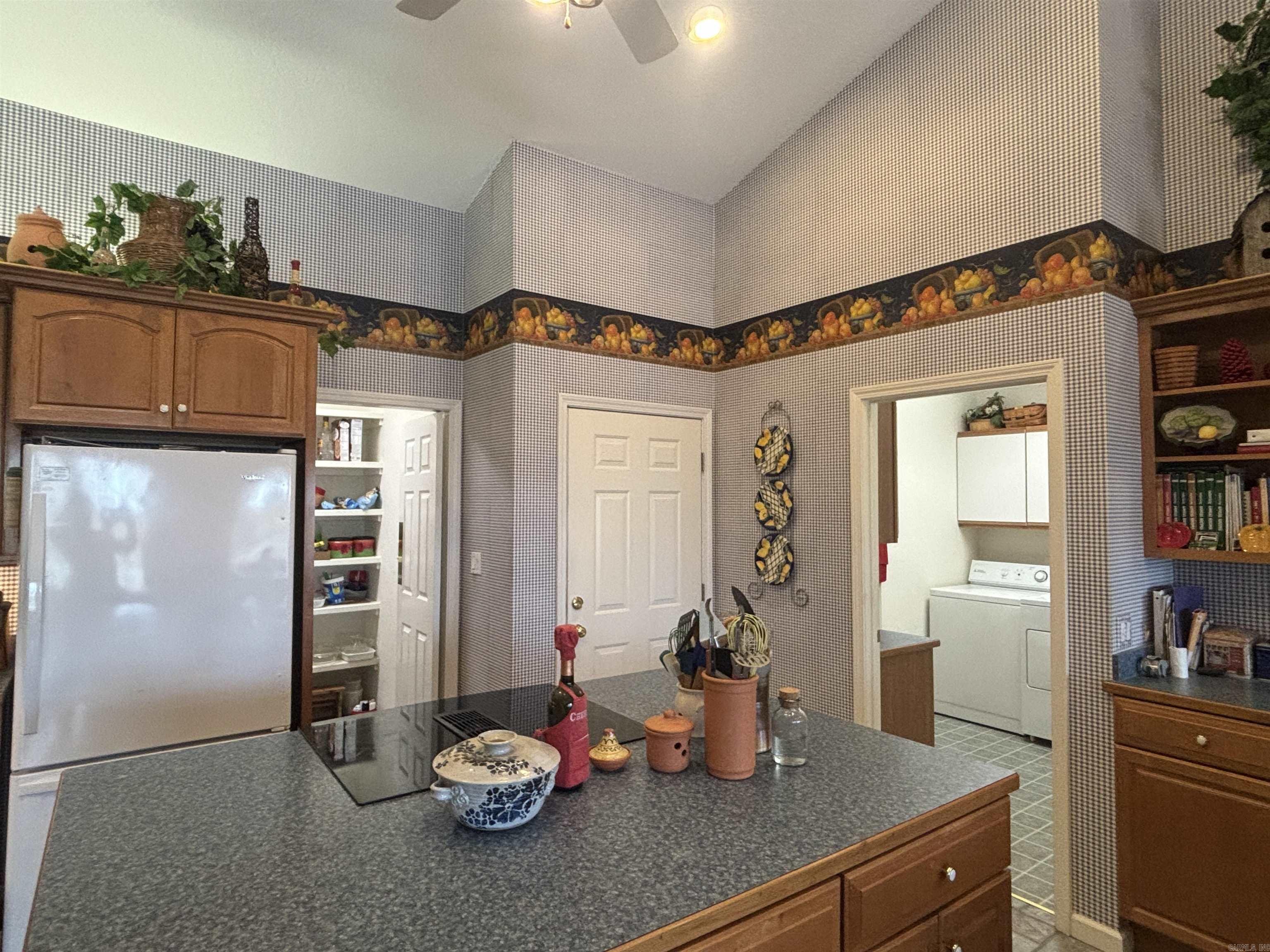 Salvatierra - Residential