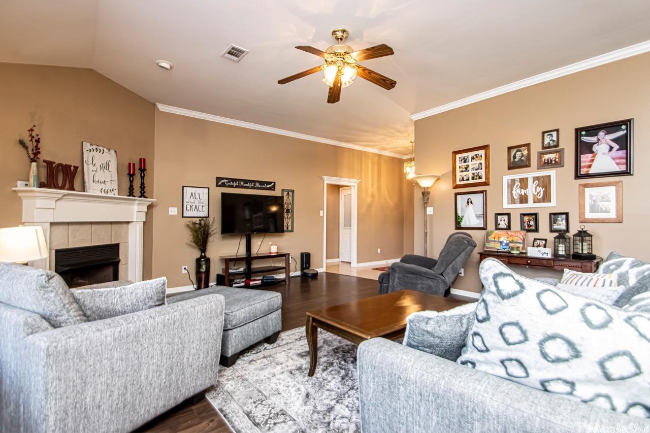 MEADOWLAKE - Residential