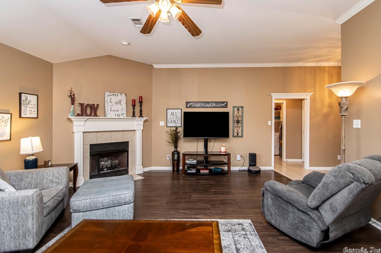 MEADOWLAKE - Residential