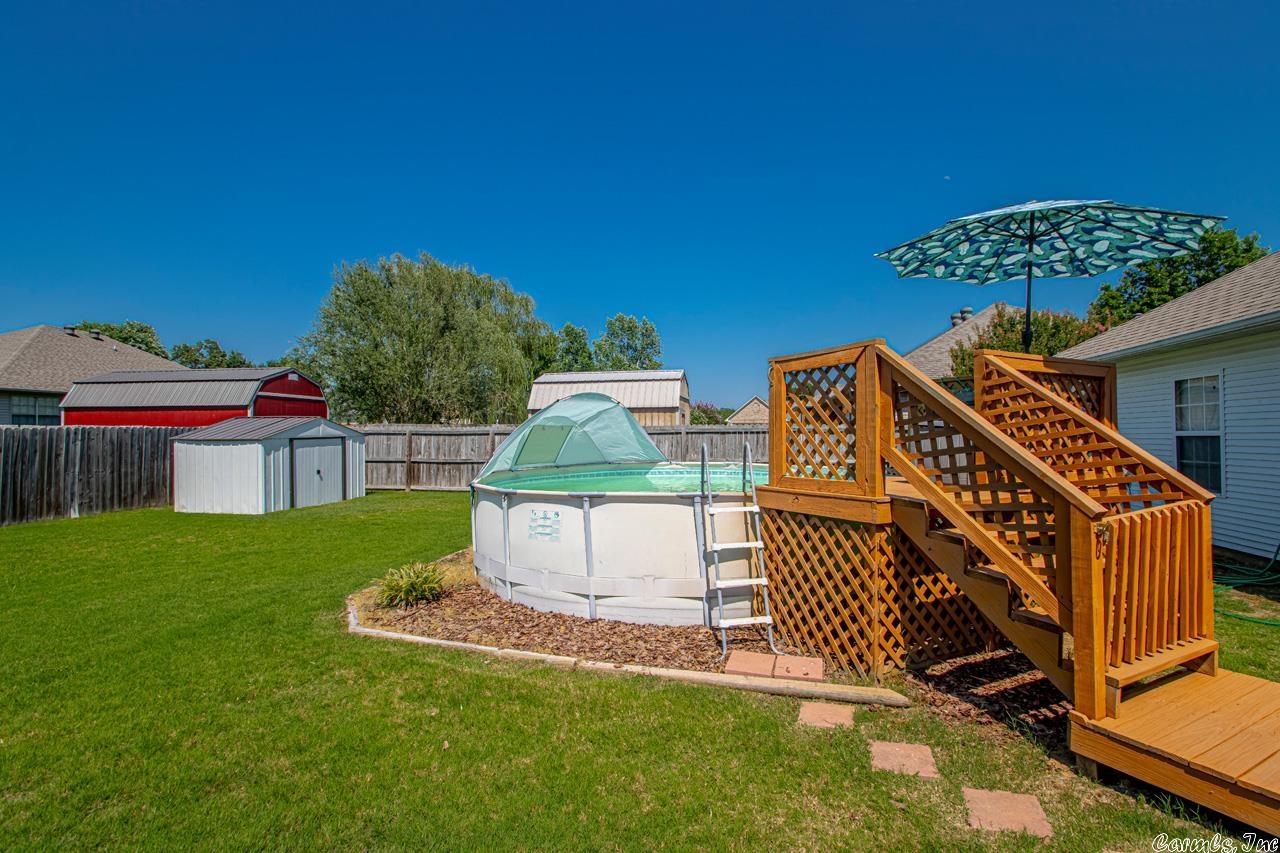 MEADOWLAKE - Residential