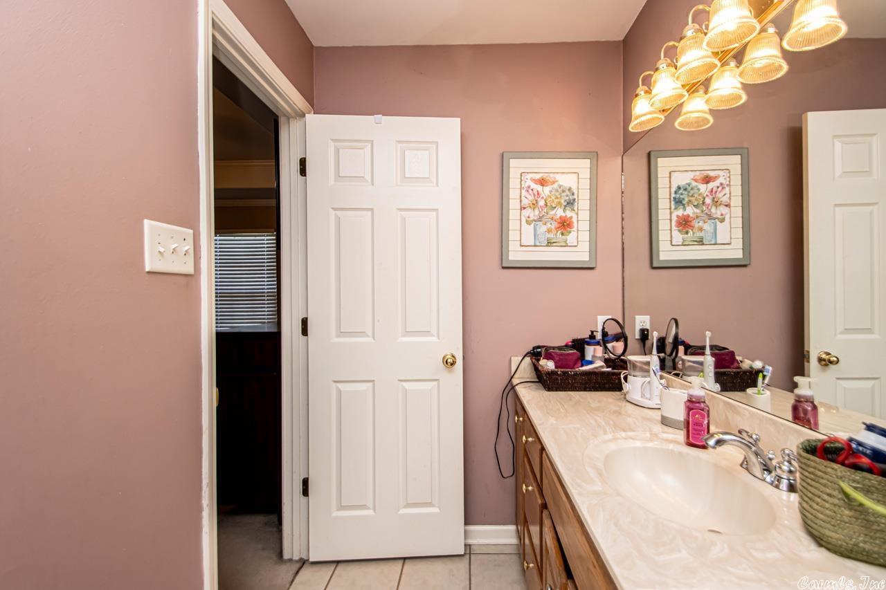 MEADOWLAKE - Residential