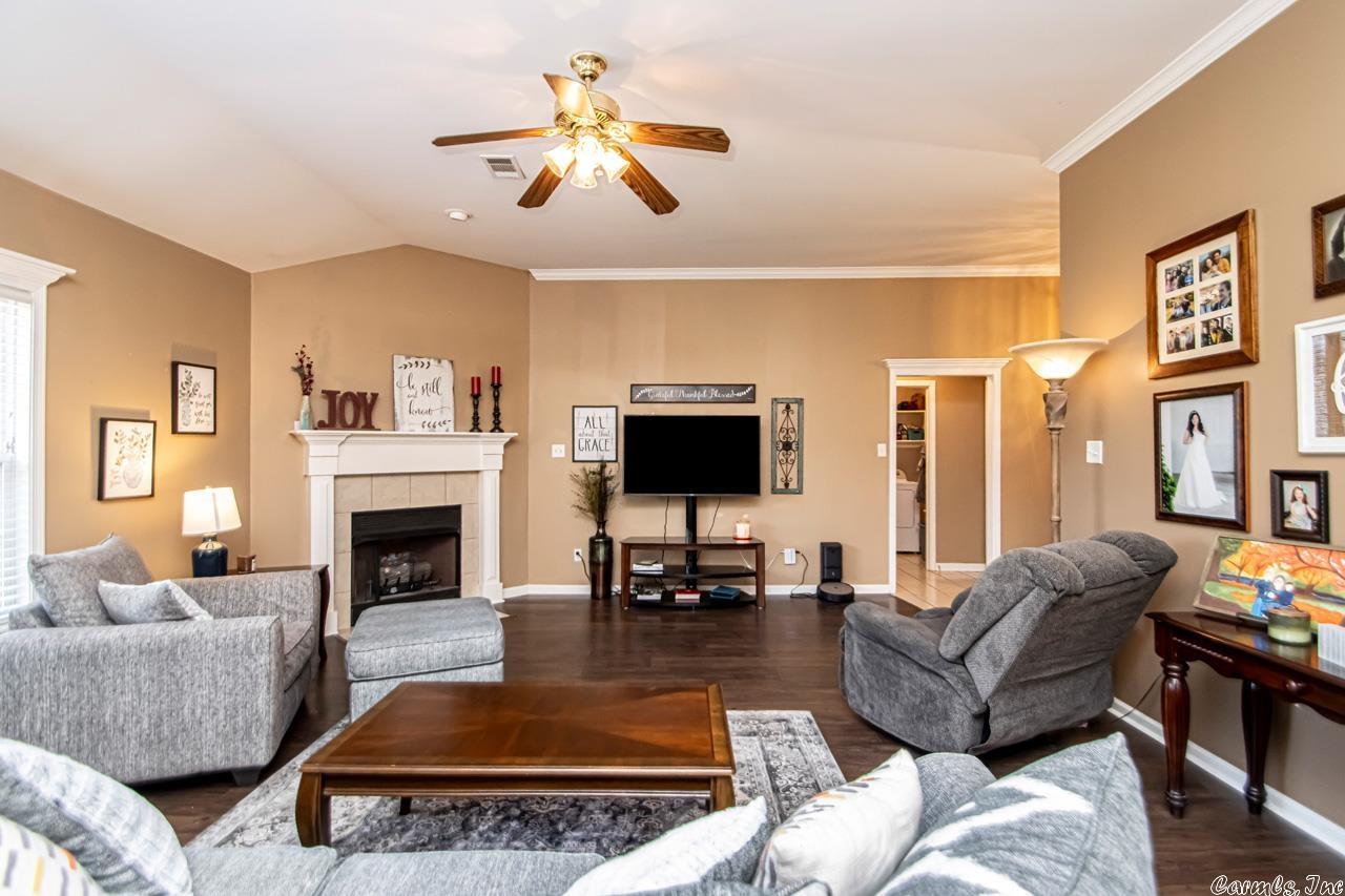 MEADOWLAKE - Residential