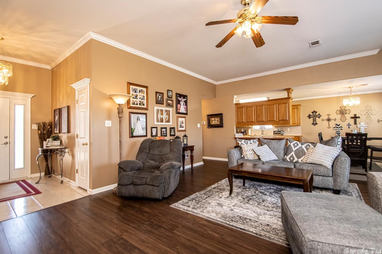 MEADOWLAKE - Residential