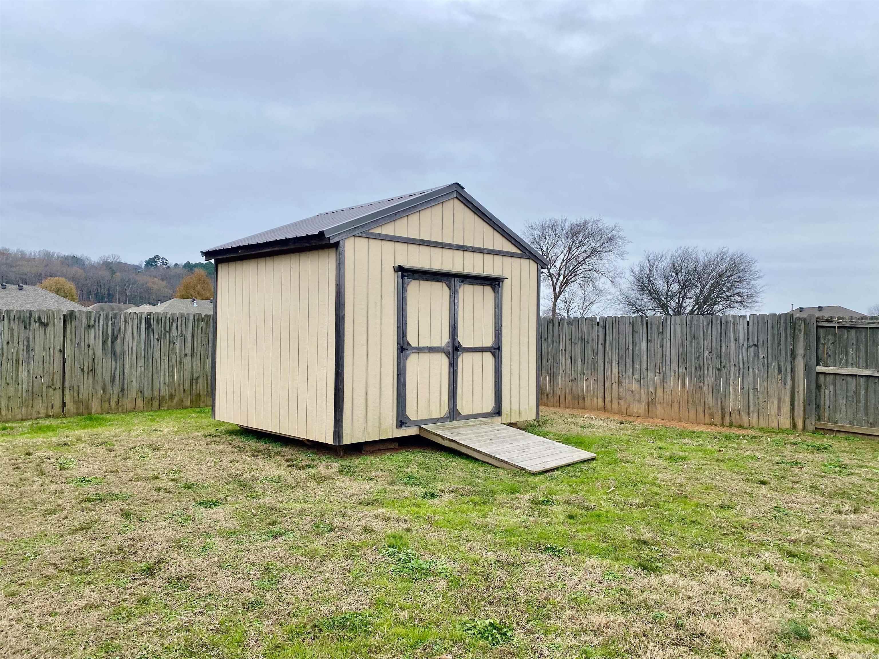 SPRING VALLEY - Residential