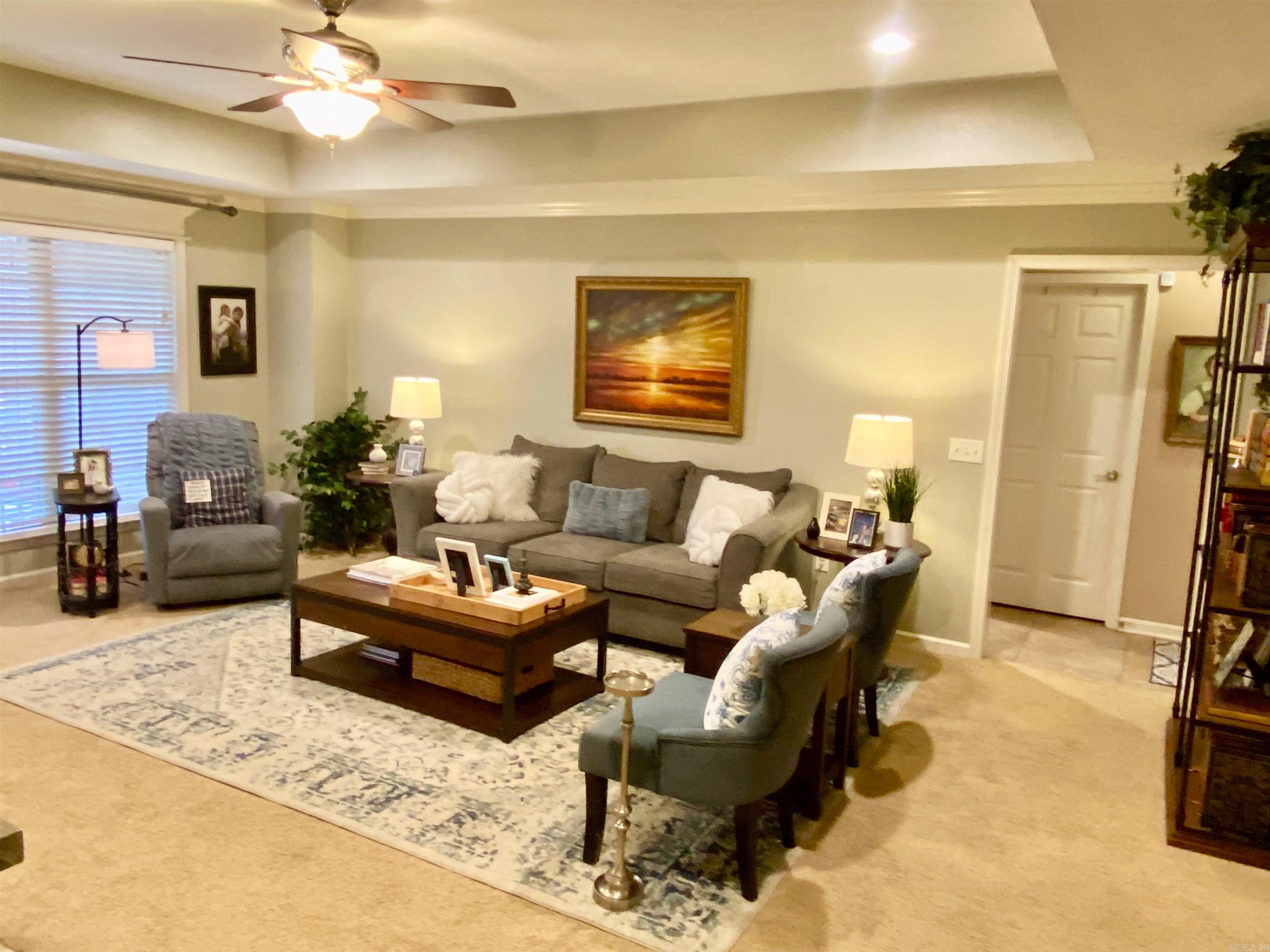 SPRING VALLEY - Residential