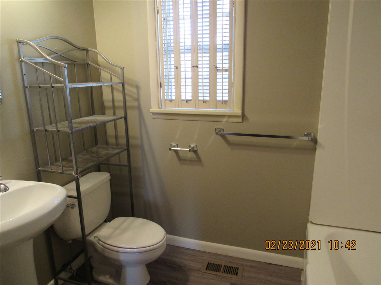 Parkwood - Residential Lease