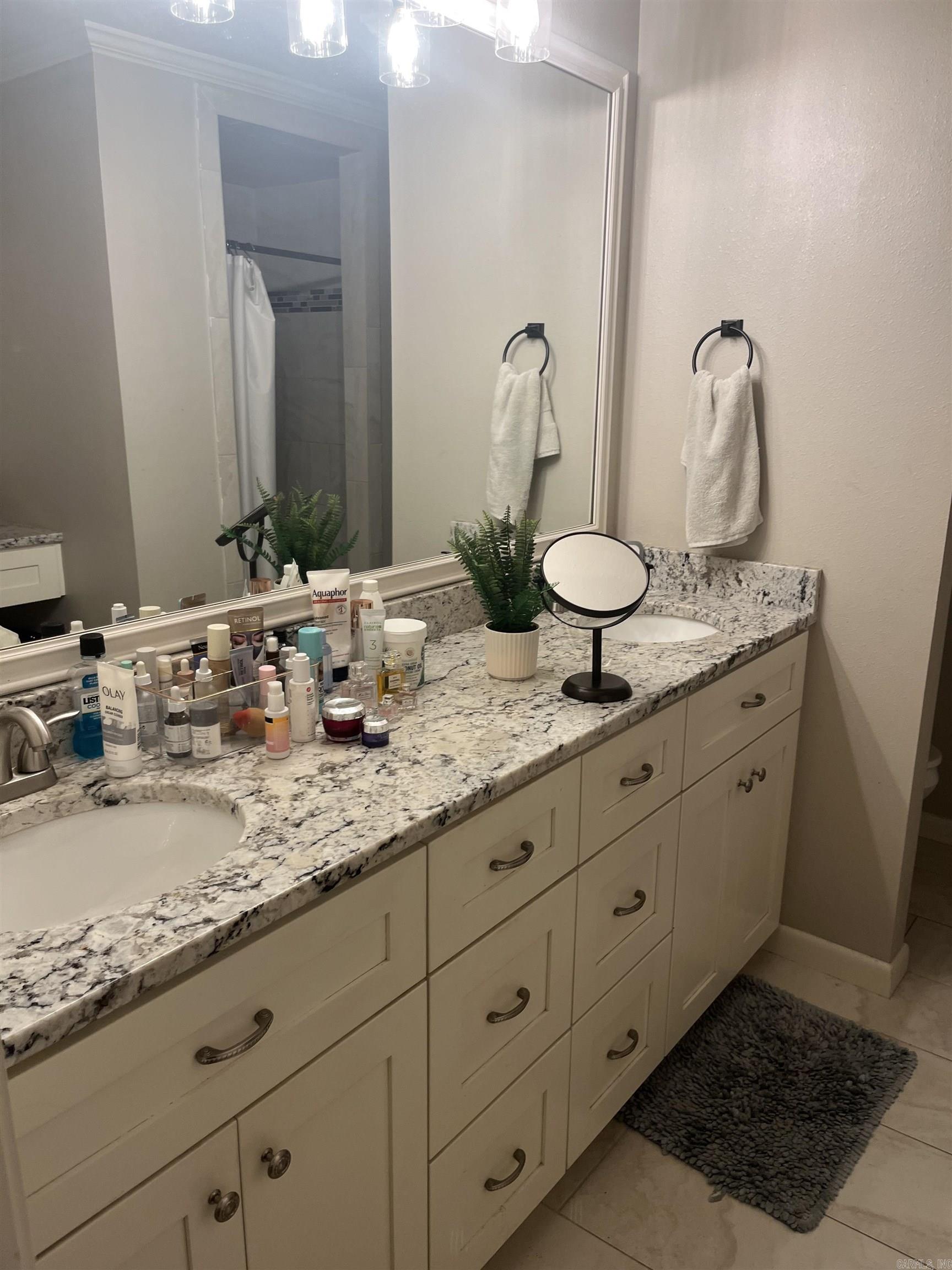 CRESTVIEW - Residential