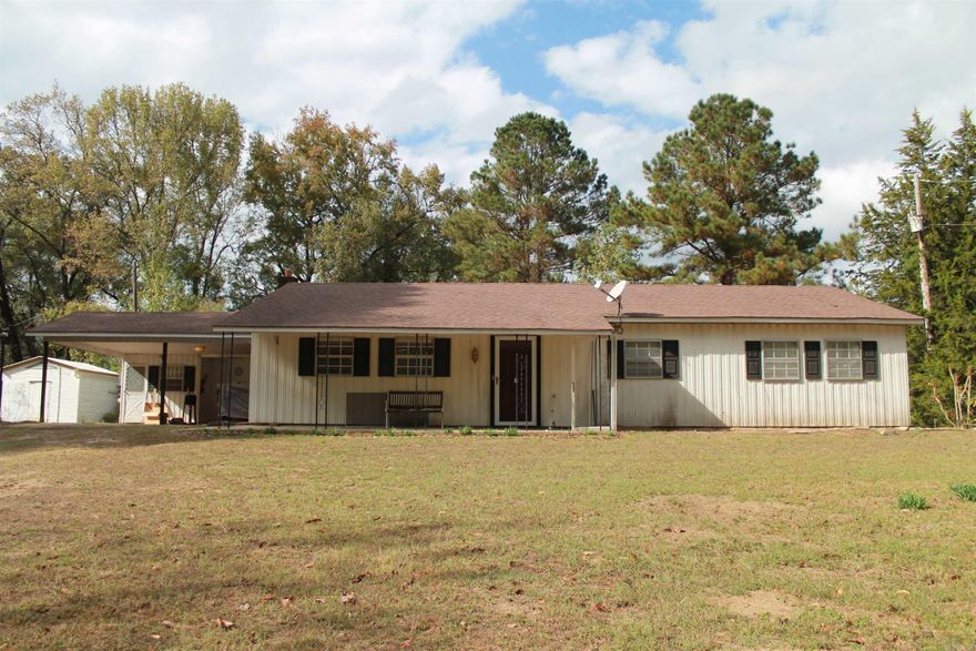 Beautiful setting on 3.47 Acres