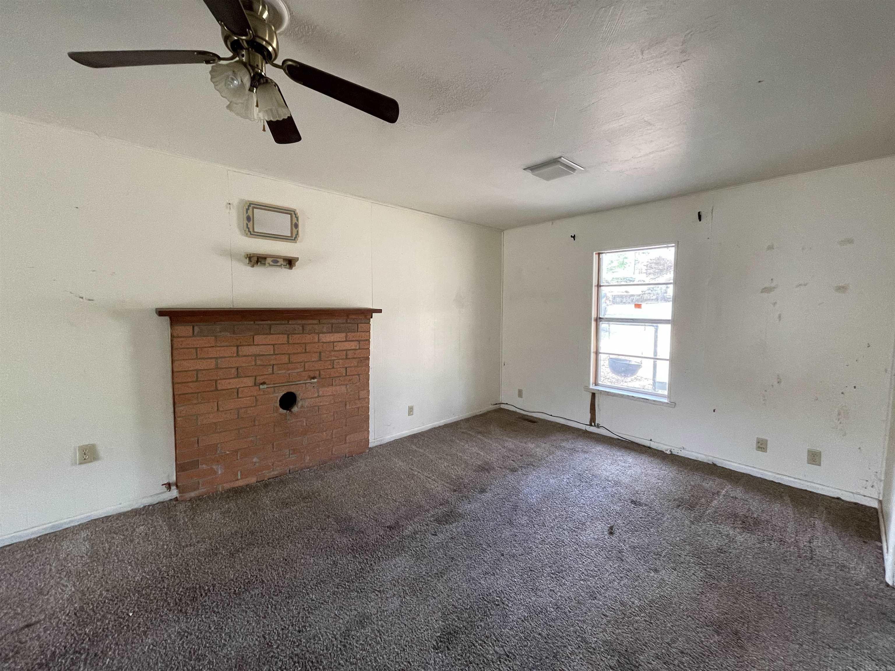 JOE ZELL FORREST - Residential