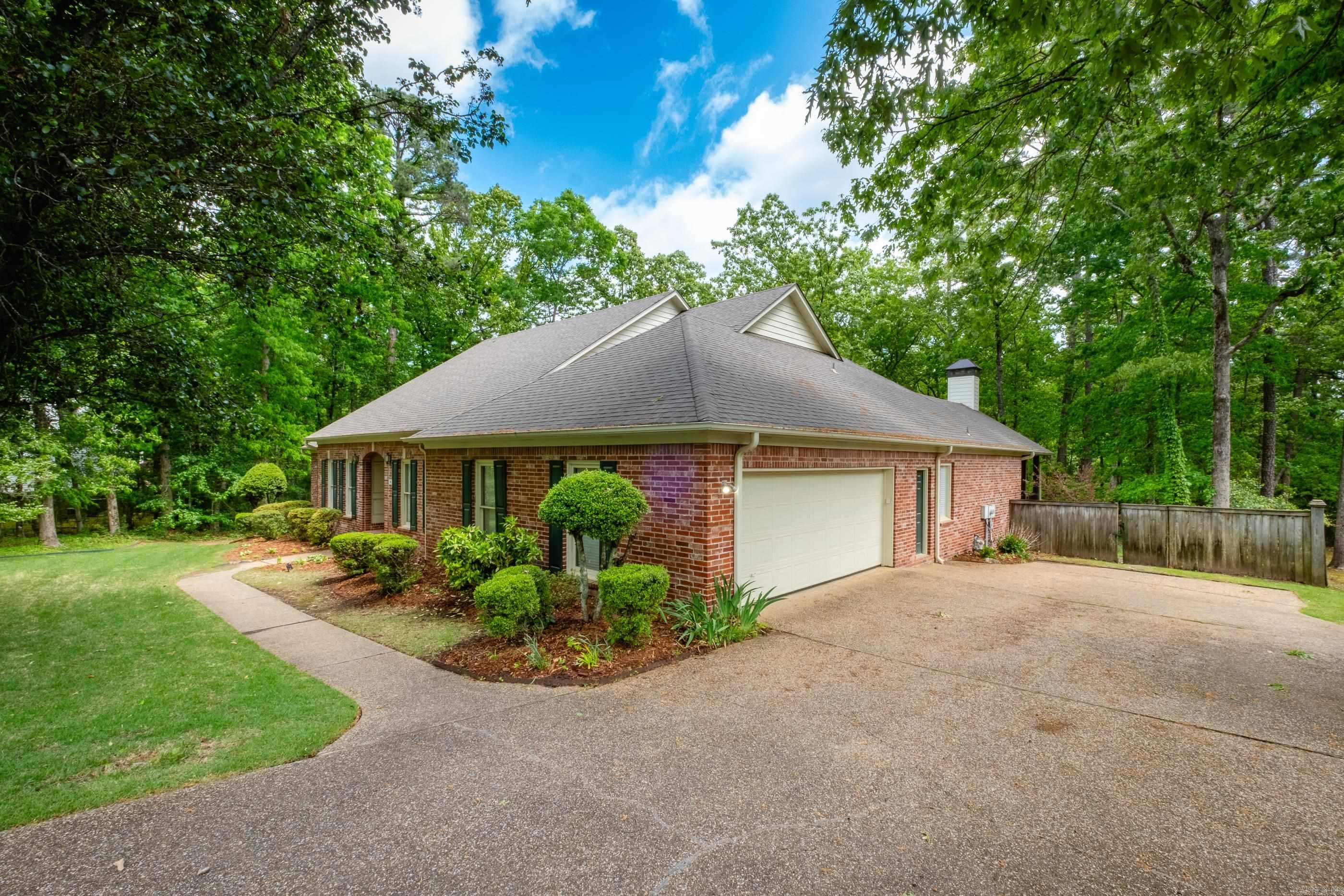 CHENAL VALLEY BASCOM PLACE - Residential