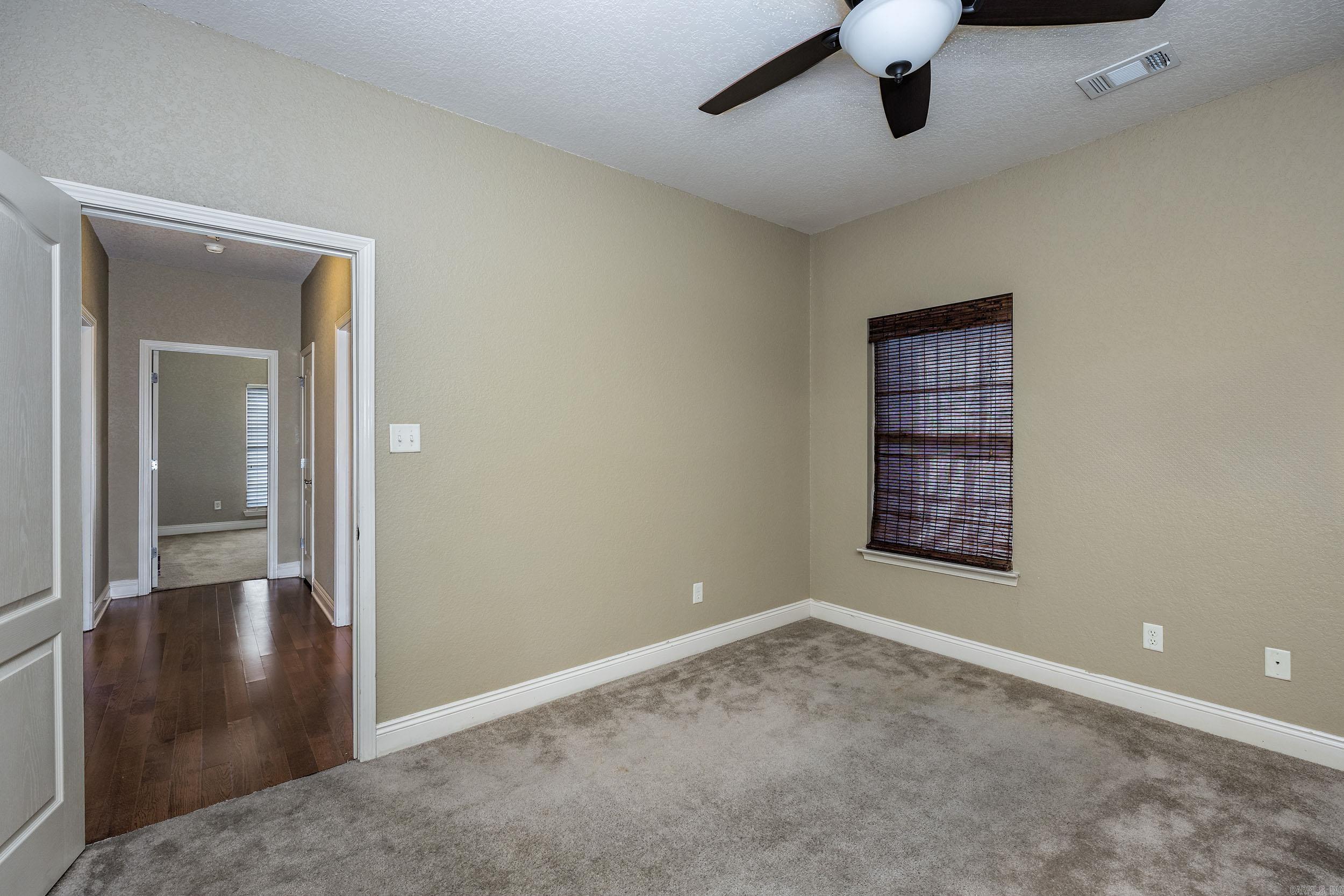 HURRICANE LAKE EST - Residential